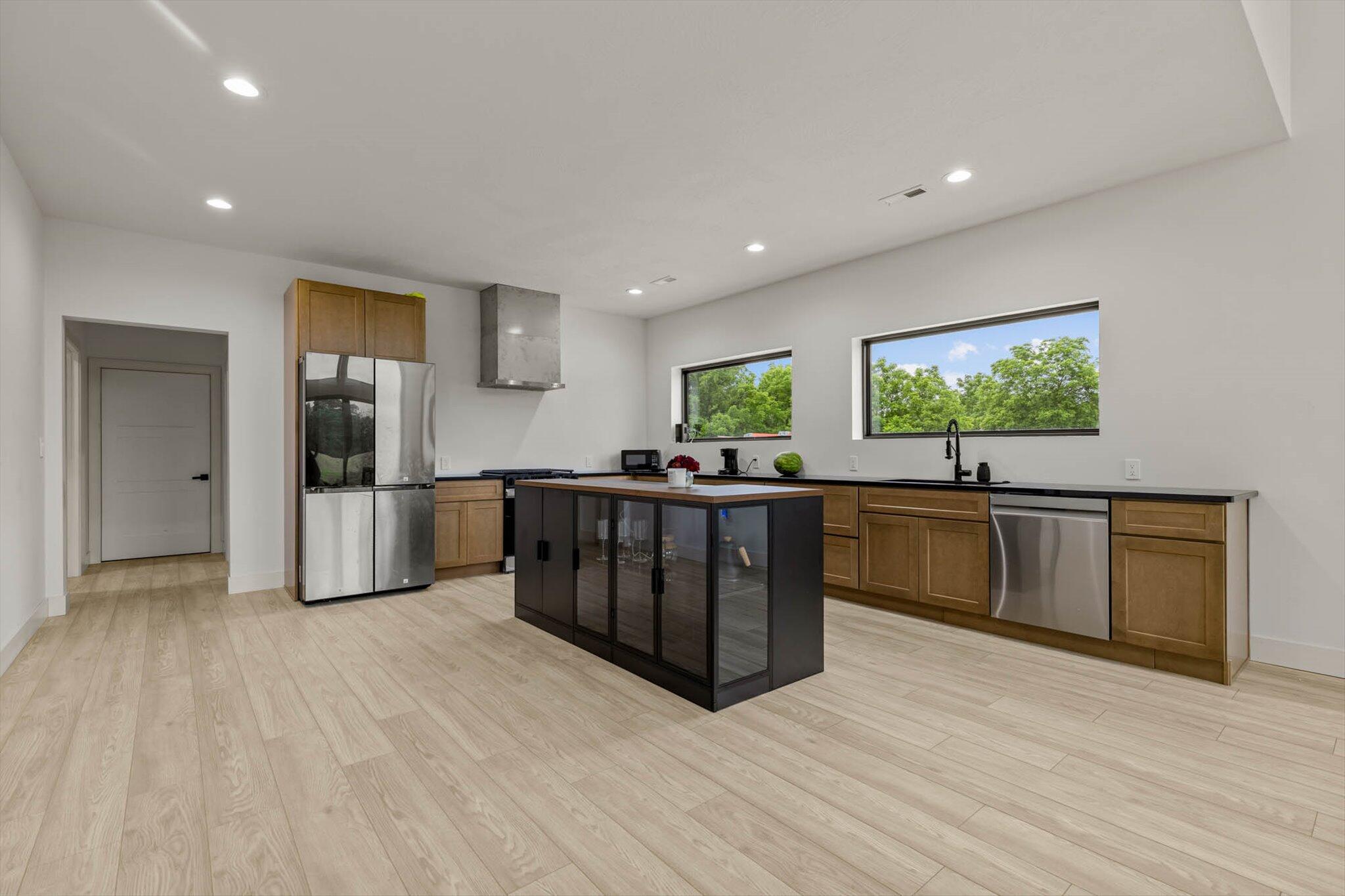 176 Shooting Star Lane Property Photo 8