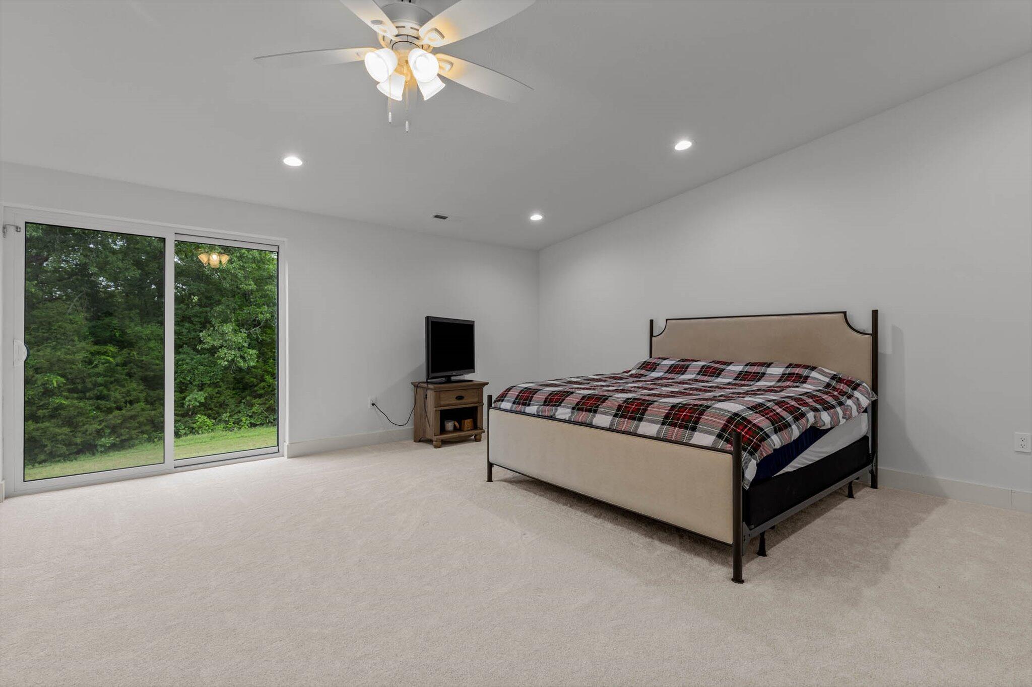 176 Shooting Star Lane Property Photo 13