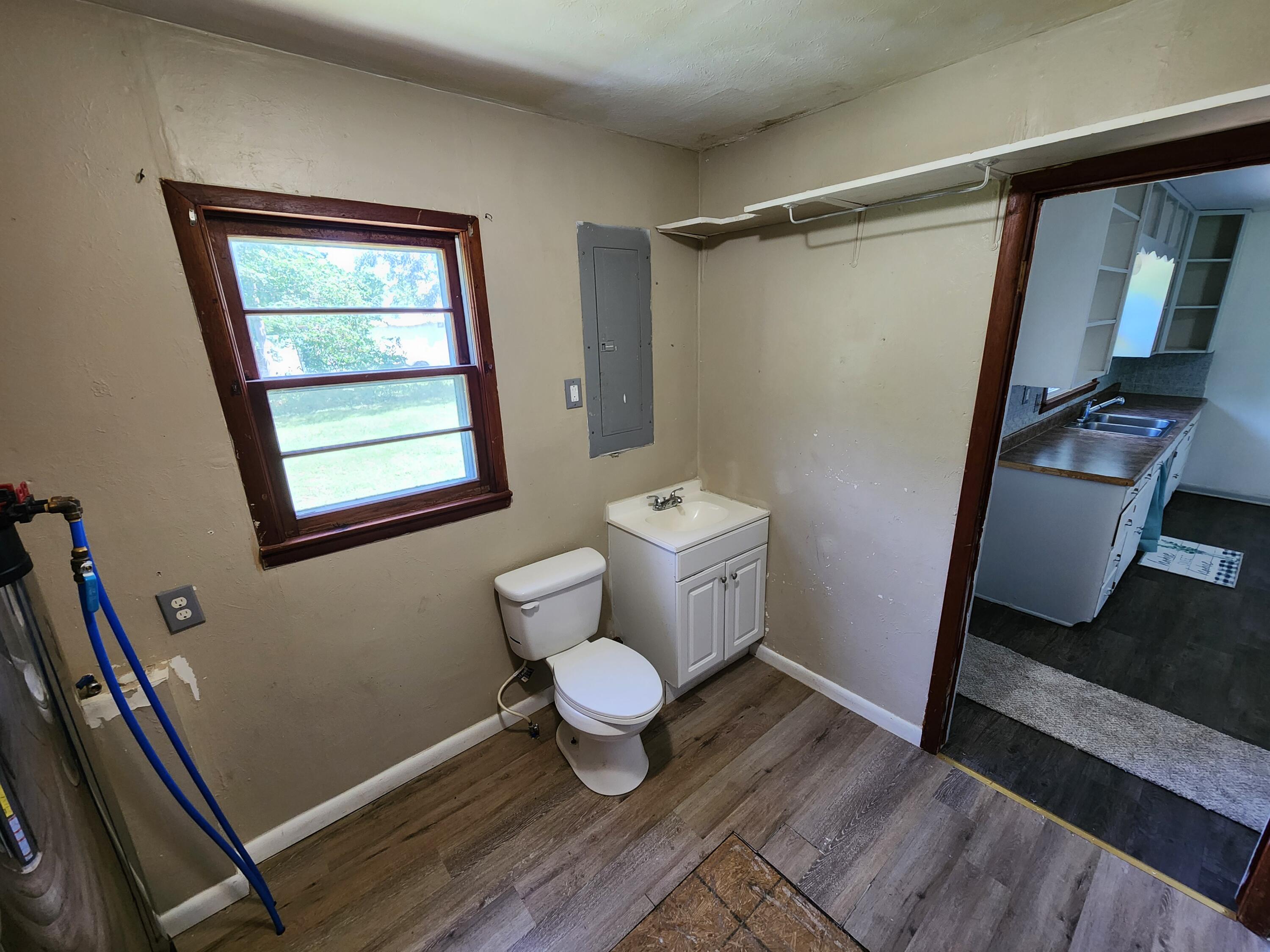 100 Sunset Heights Property Photo 11