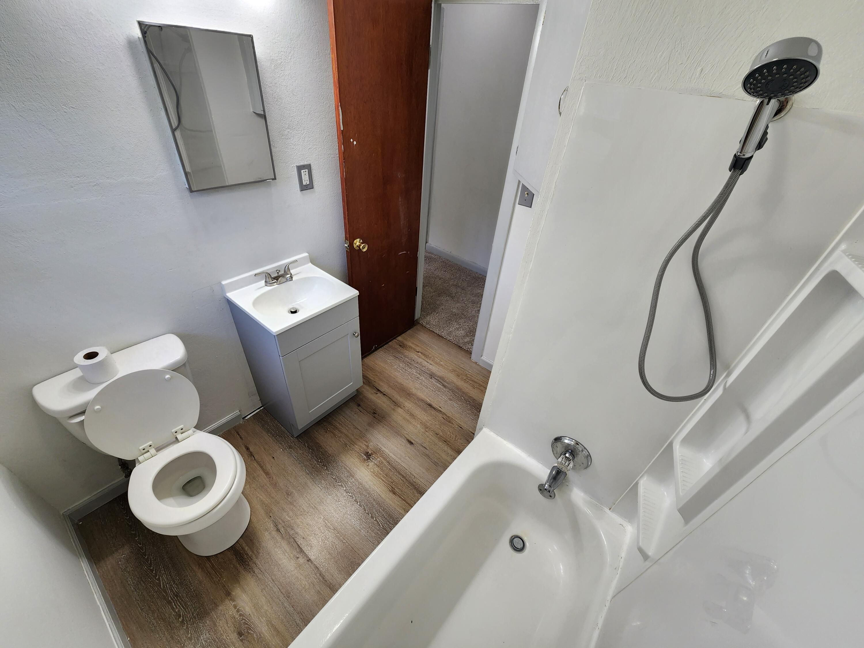 100 Sunset Heights Property Photo 13