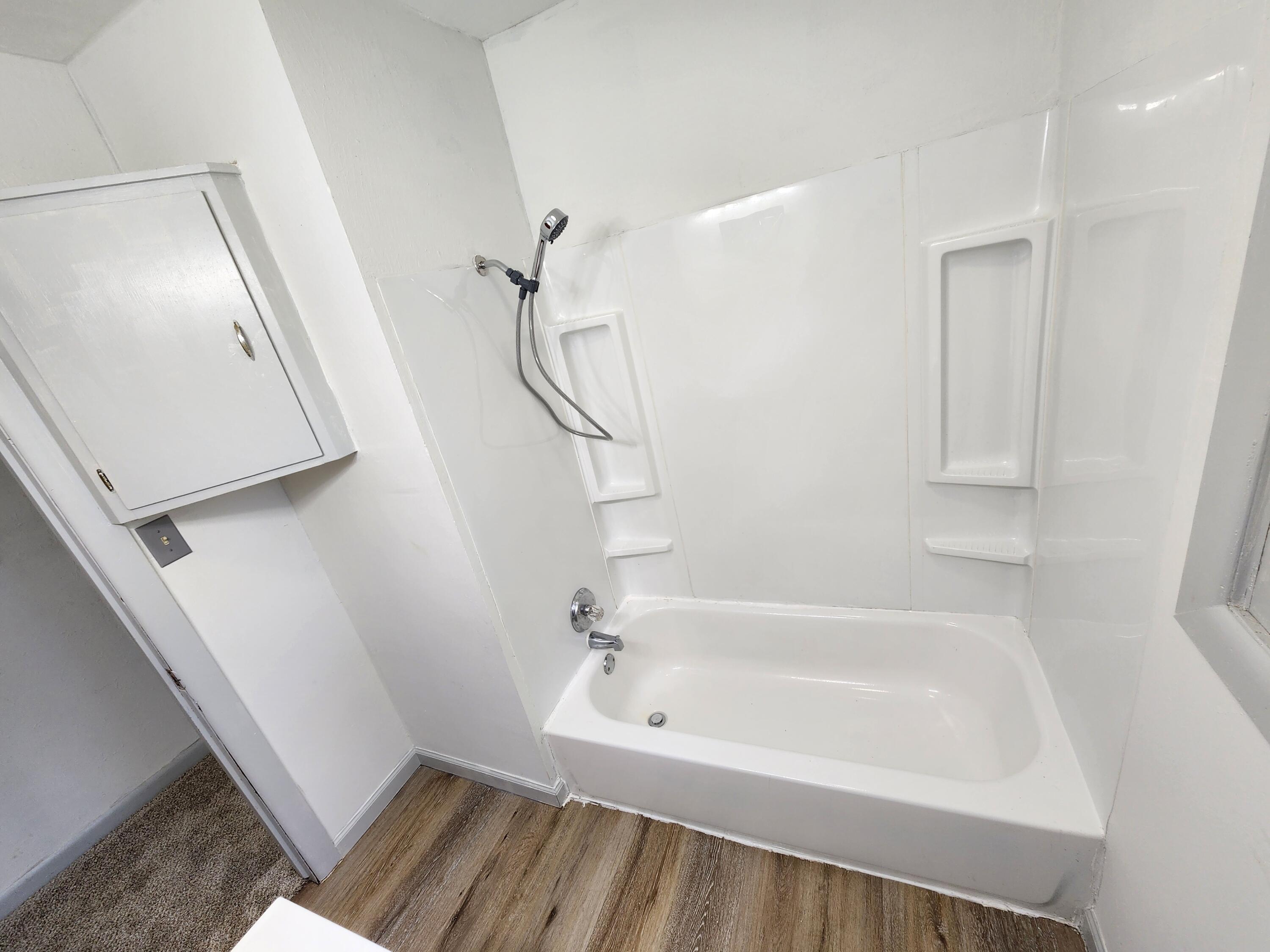 100 Sunset Heights Property Photo 14