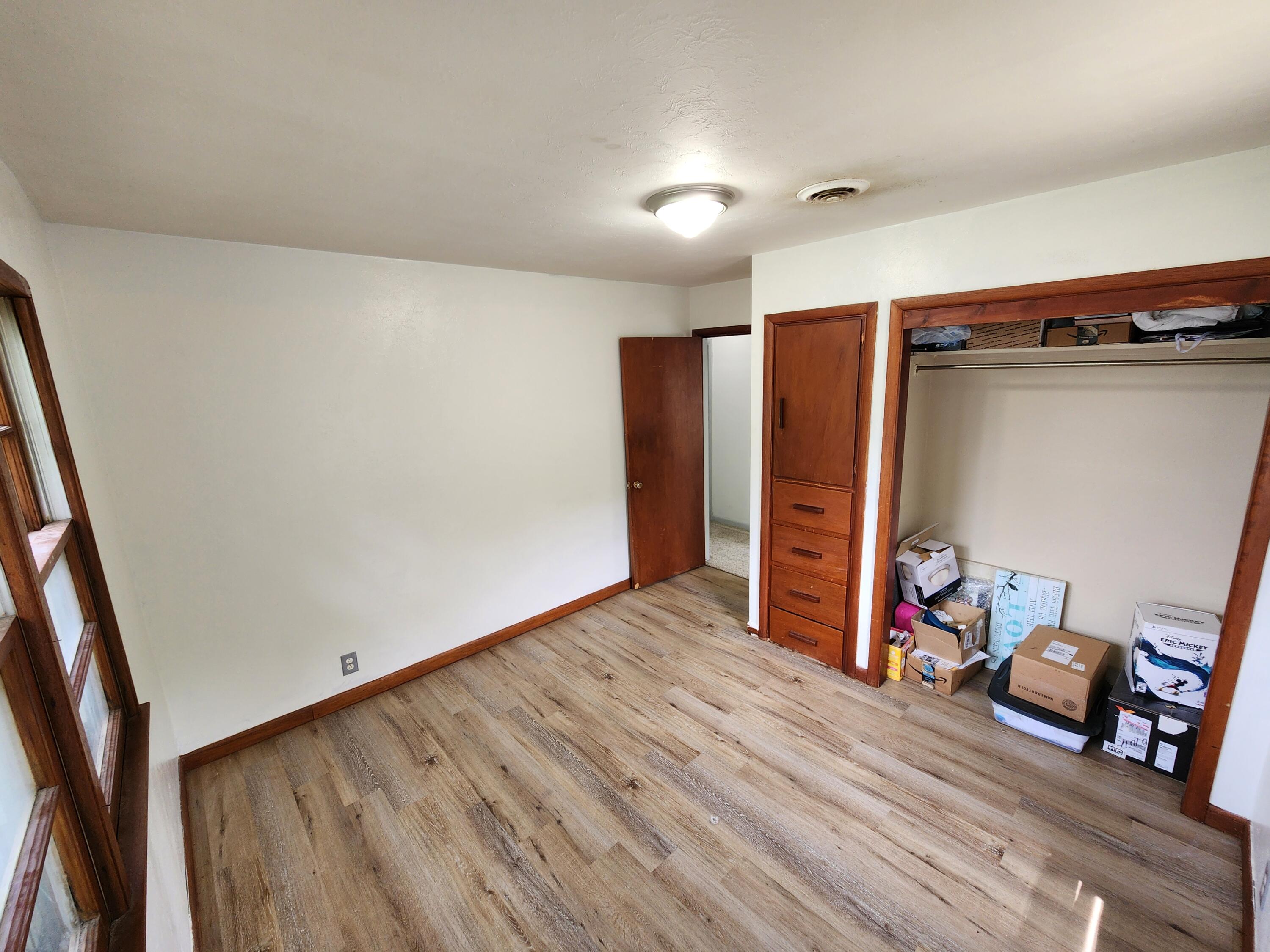 100 Sunset Heights Property Photo 15