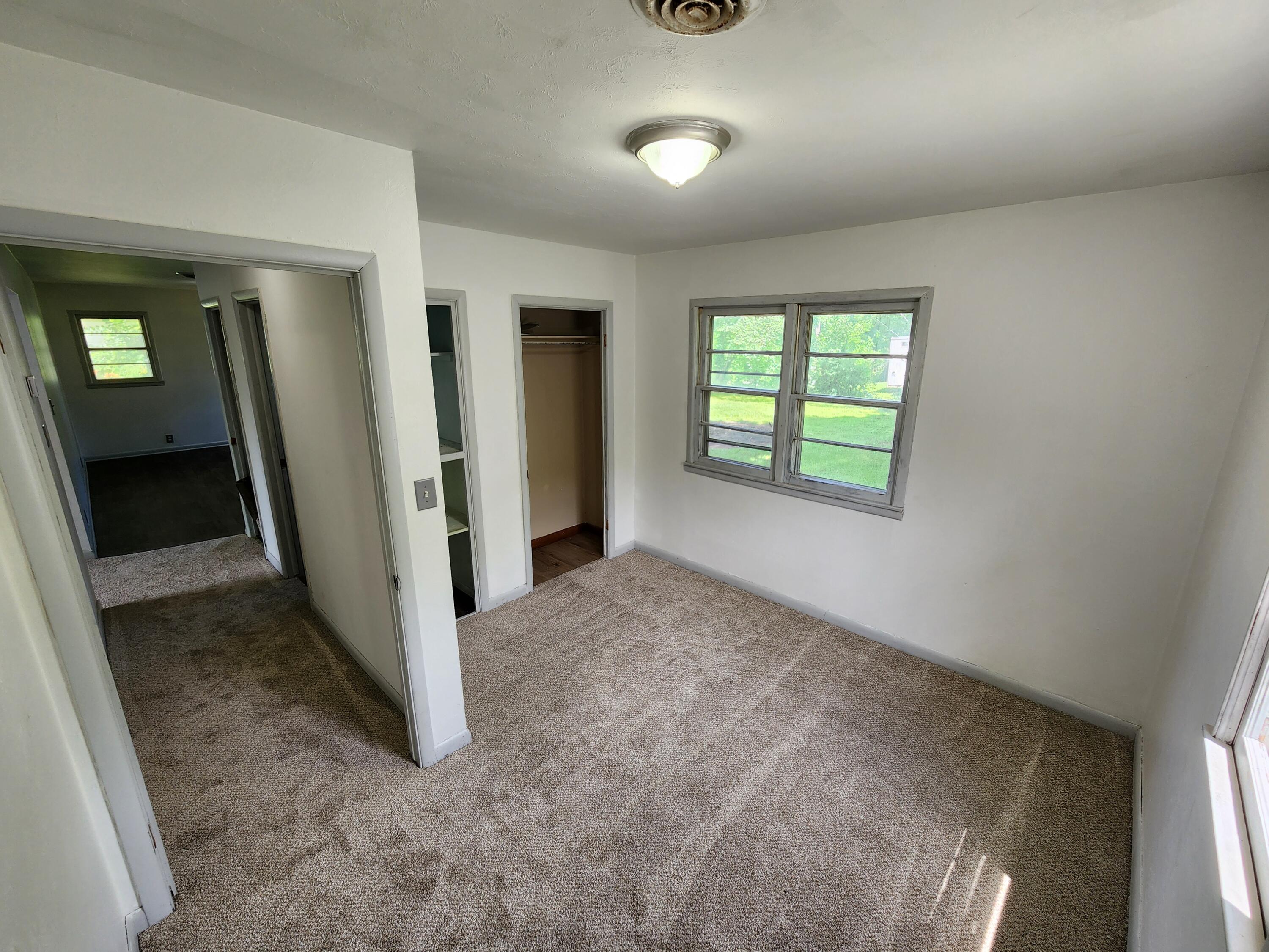 100 Sunset Heights Property Photo 17