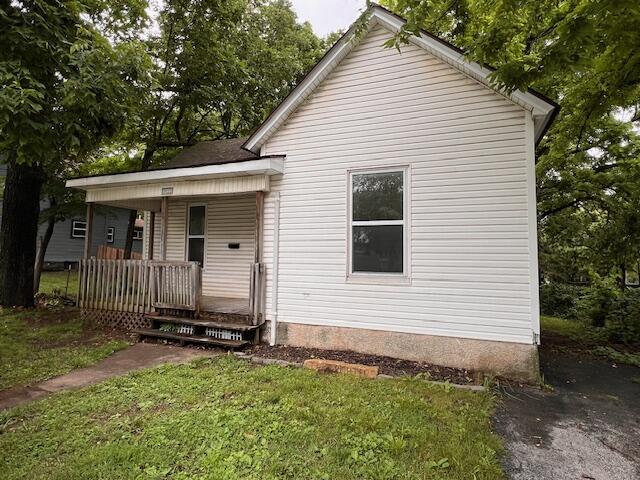 2033 North Grant Avenue Property Photo 2