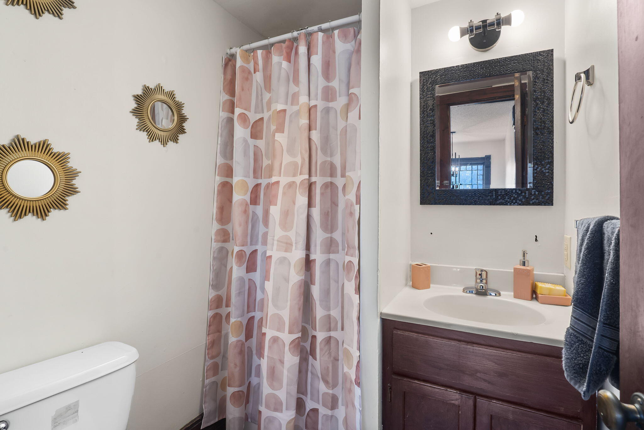 827 West Webster Street Property Photo 21