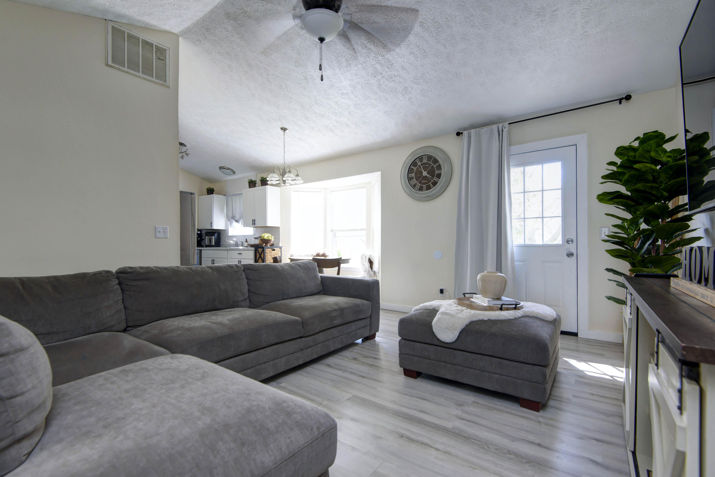 201 South Poplar Court Property Photo 6