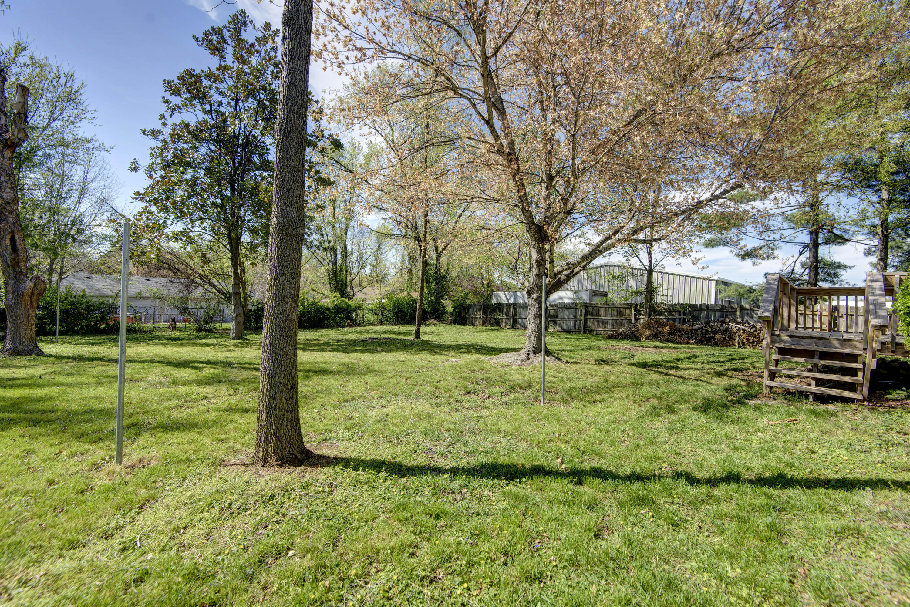 201 South Poplar Court Property Photo 19