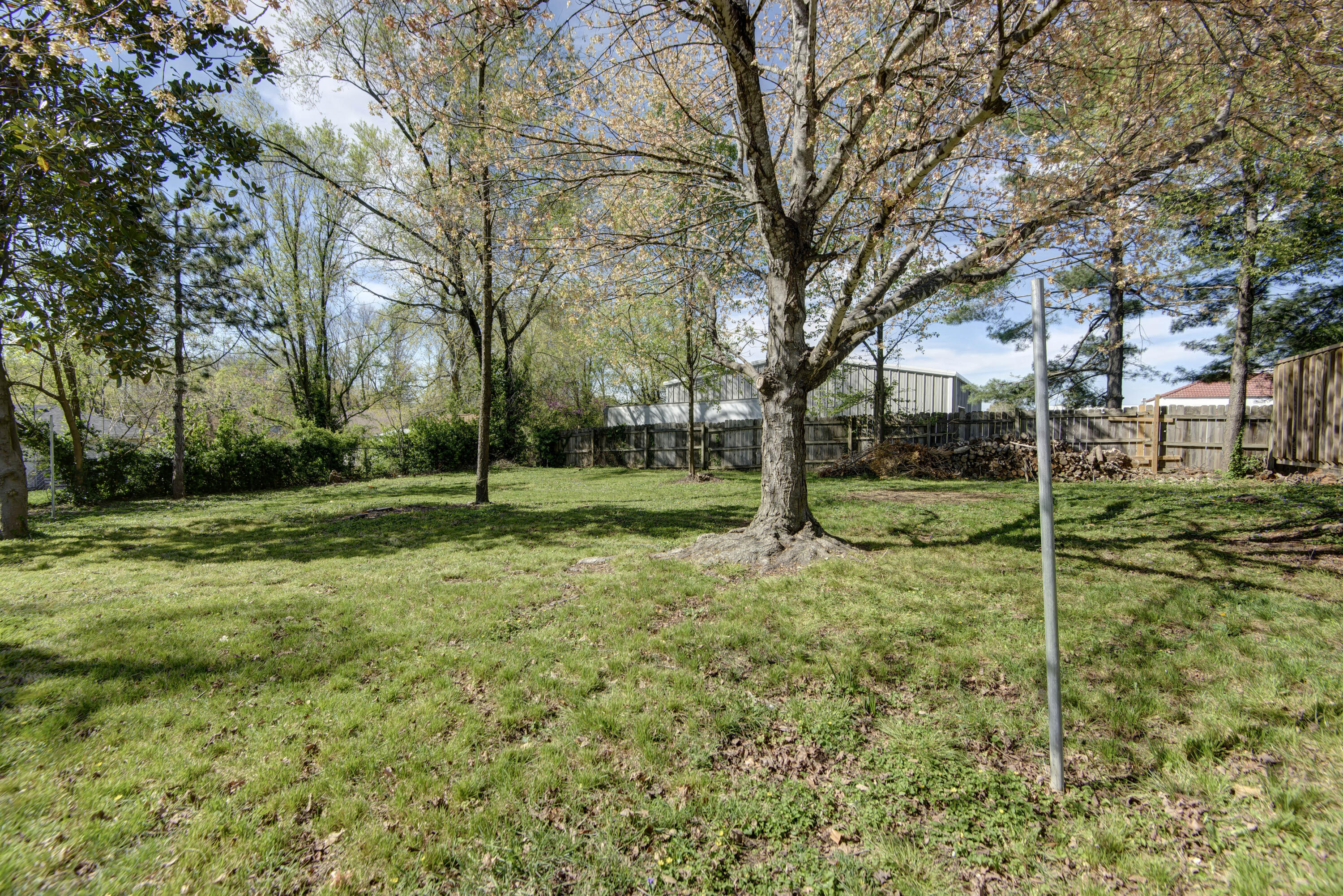 201 South Poplar Court Property Photo 20