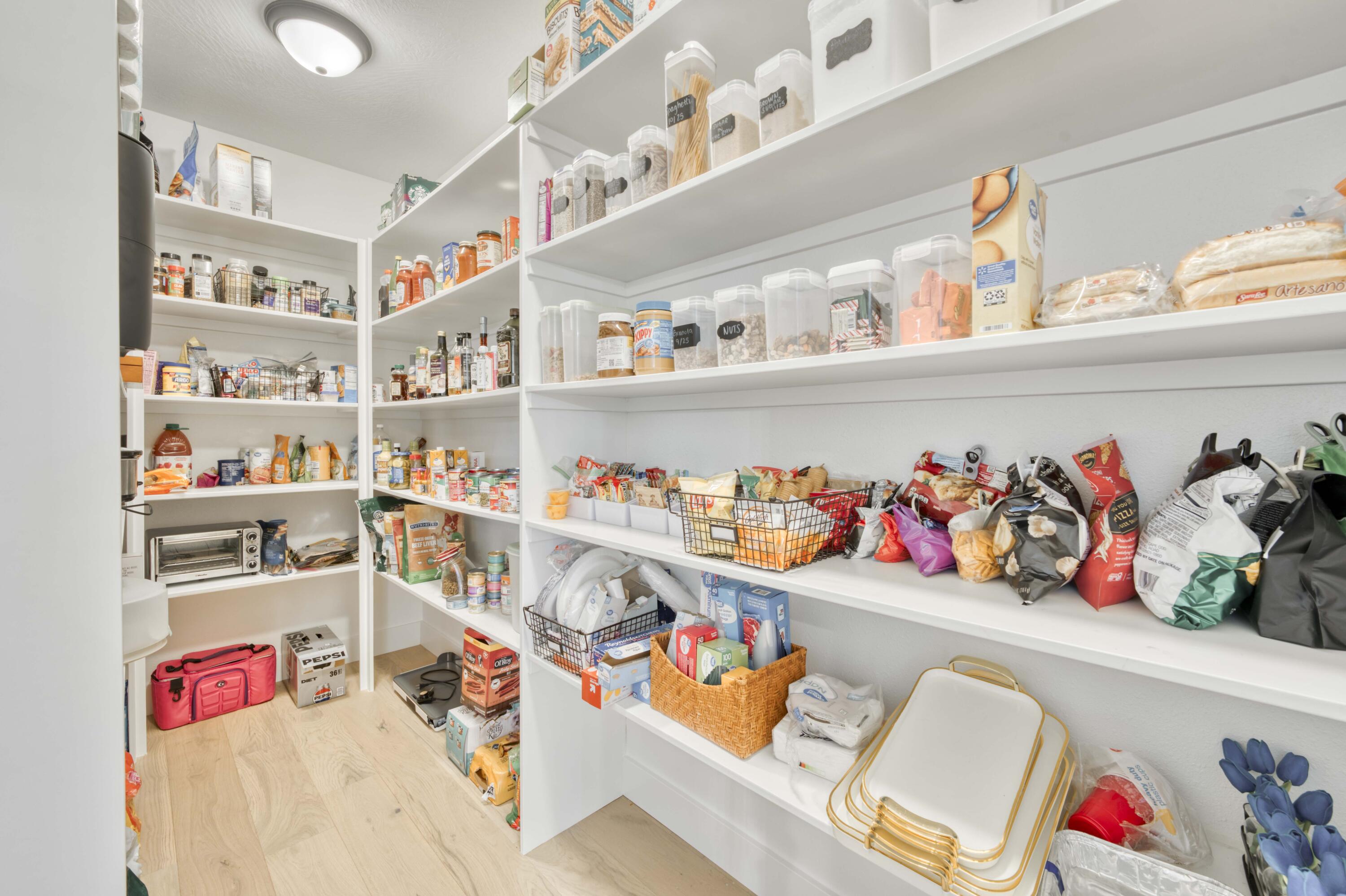 1674 North Marlowe Avenue Property Photo 18