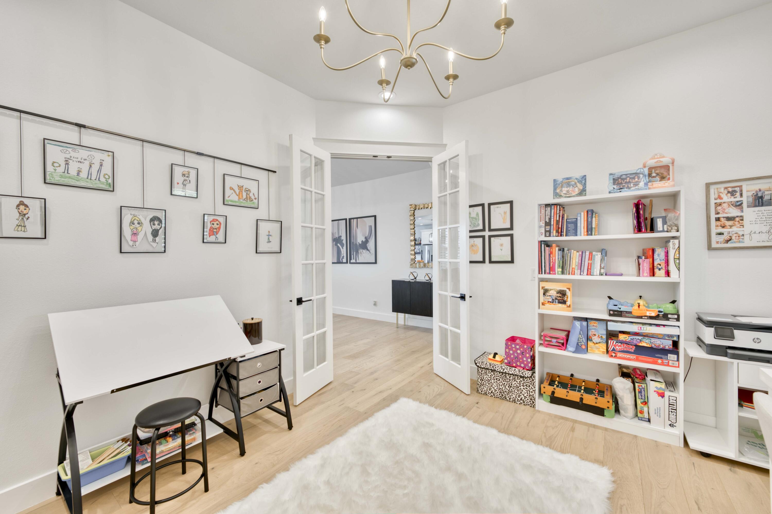 1674 North Marlowe Avenue Property Photo 36