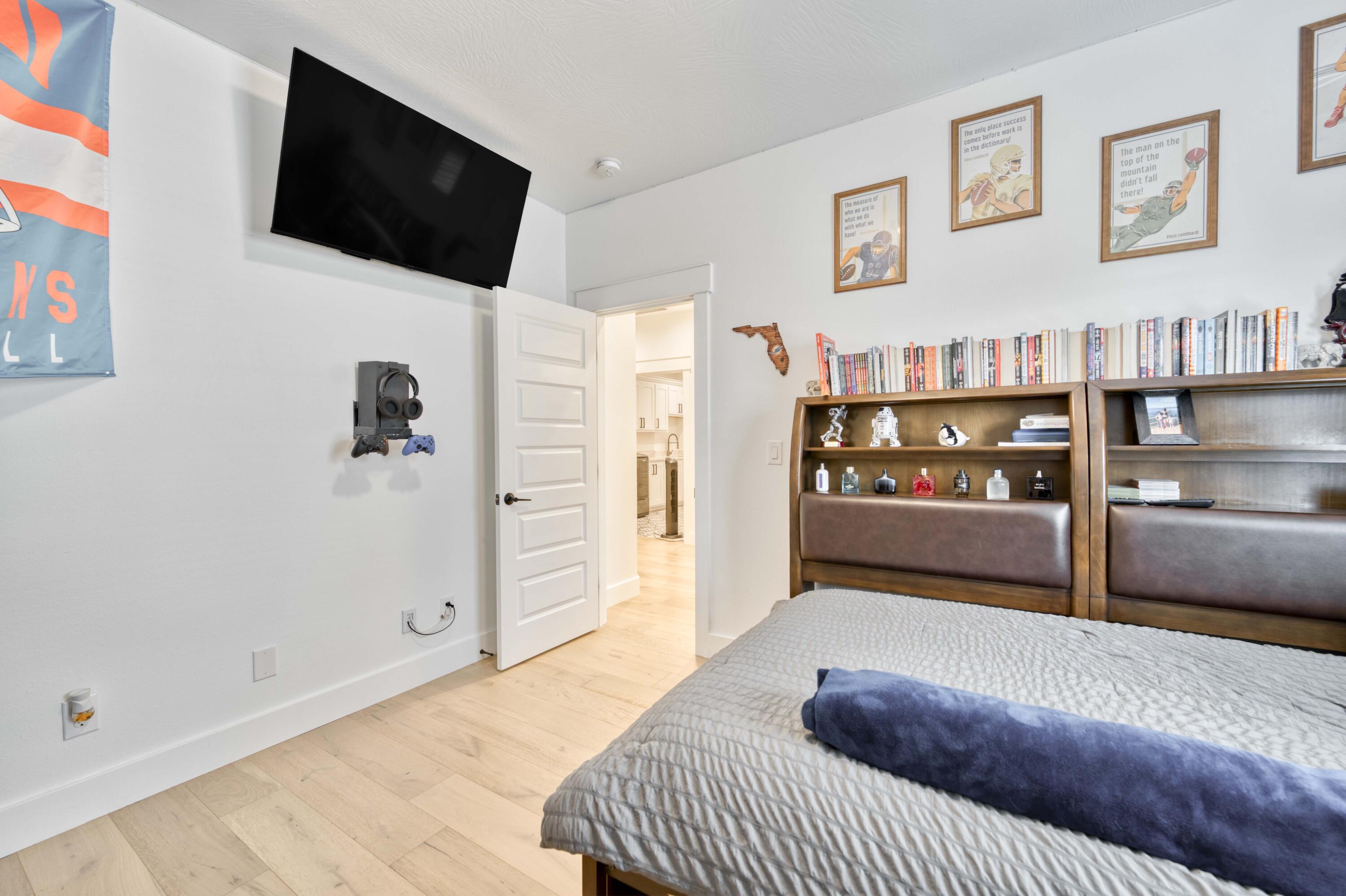 1674 North Marlowe Avenue Property Photo 47