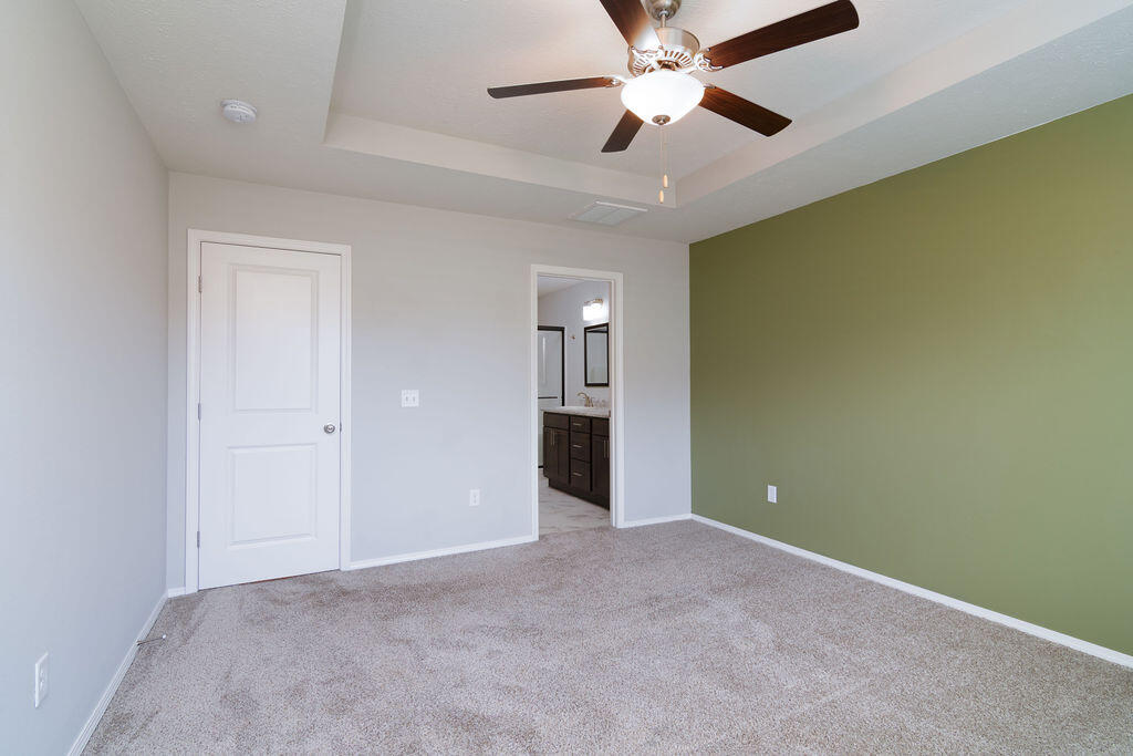 1536 South Whitaker Avenue Property Photo 18