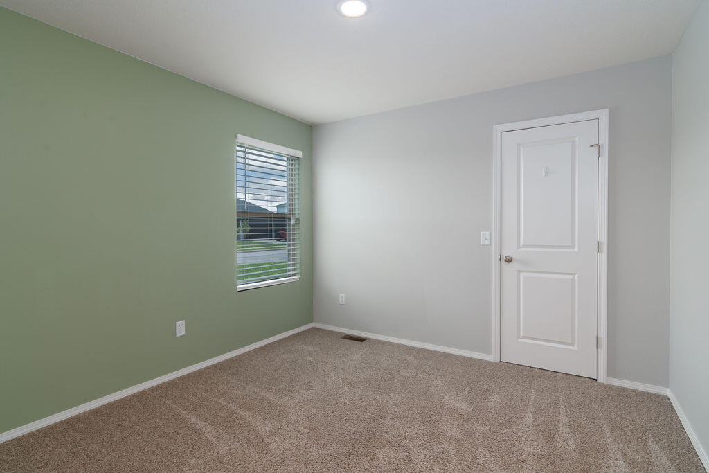 1536 South Whitaker Avenue Property Photo 24