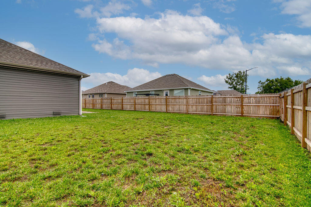 1536 South Whitaker Avenue Property Photo 32