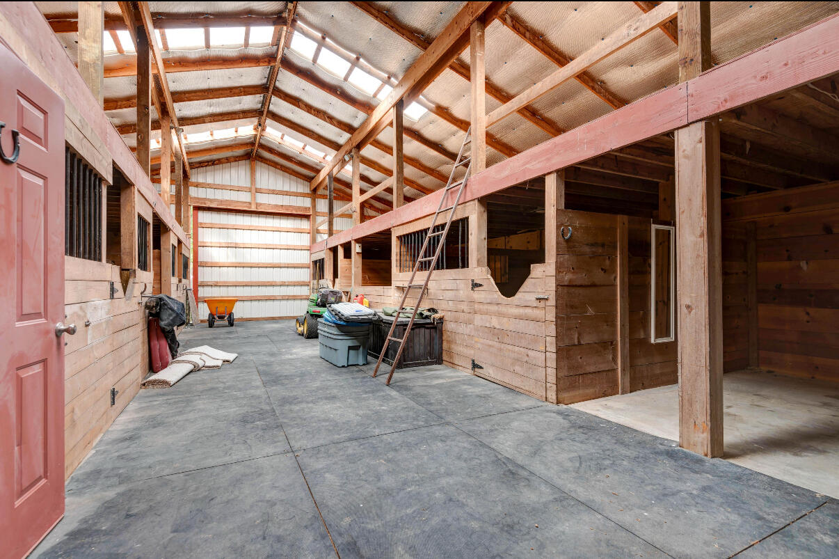 2029 Moon Valley Road Property Photo 61