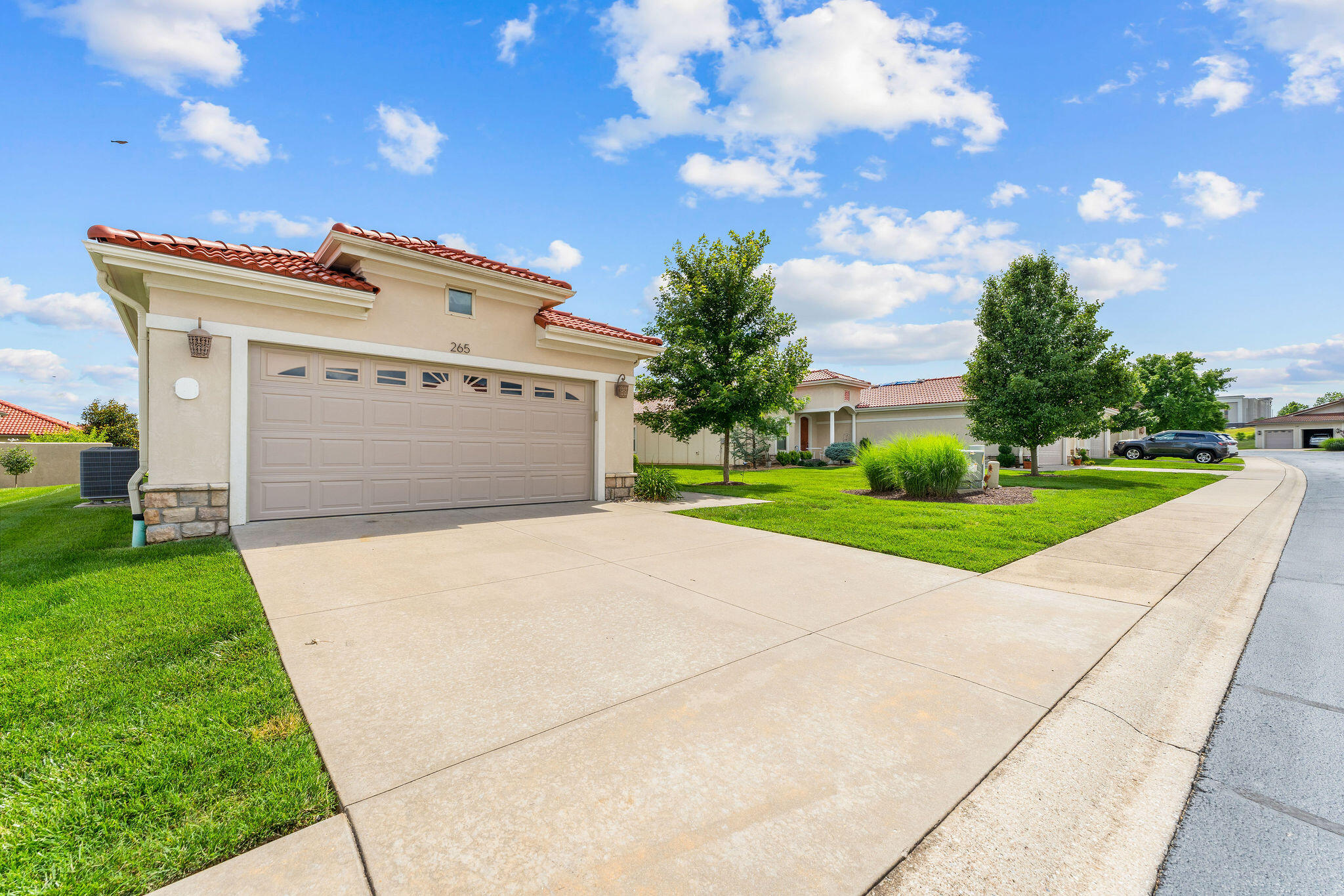 265 Siena Boulevard Property Photo 4