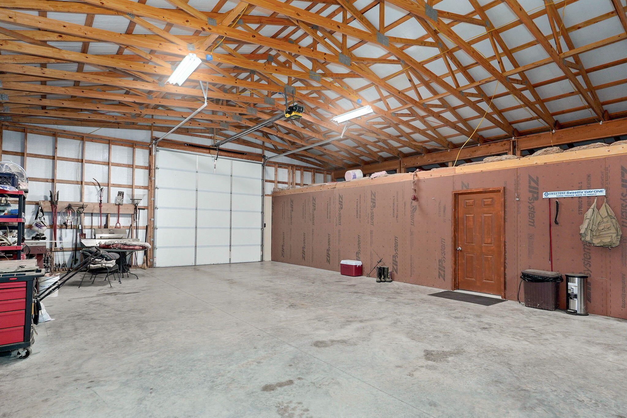 123 Fossil Cove Road Property Photo 28