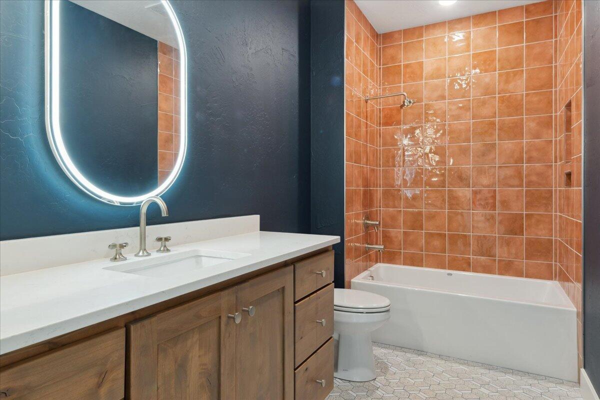 4943 South Aaron Avenue Property Photo 50