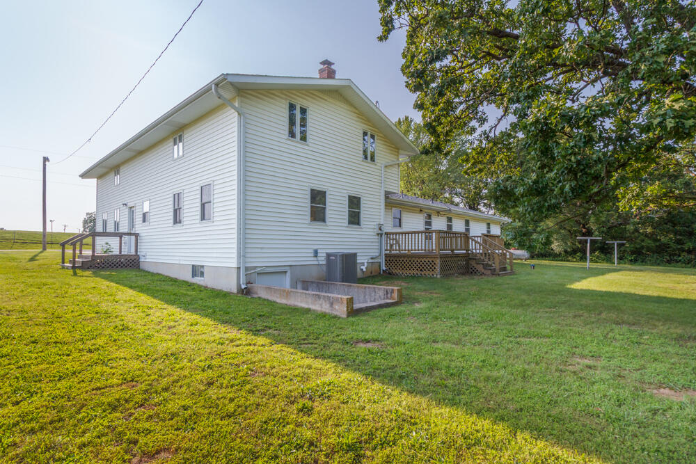 310 South Shiloh Avenue Property Photo 4