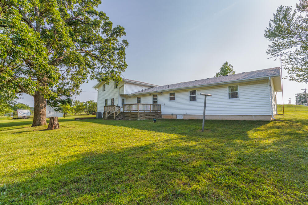 310 South Shiloh Avenue Property Photo 6