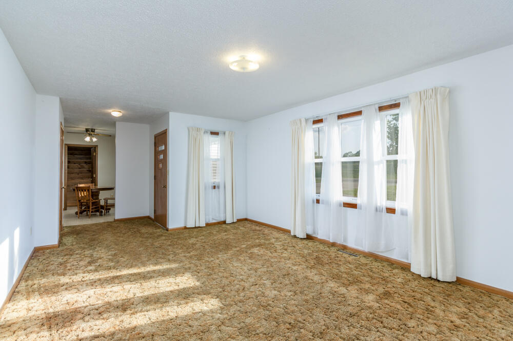 310 South Shiloh Avenue Property Photo 26