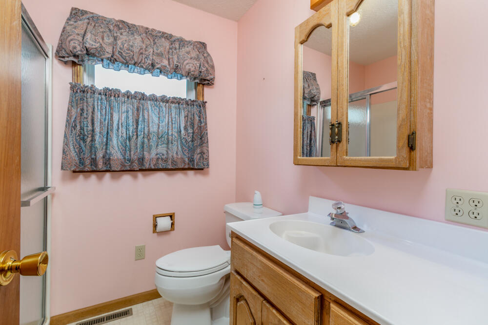 310 South Shiloh Avenue Property Photo 34