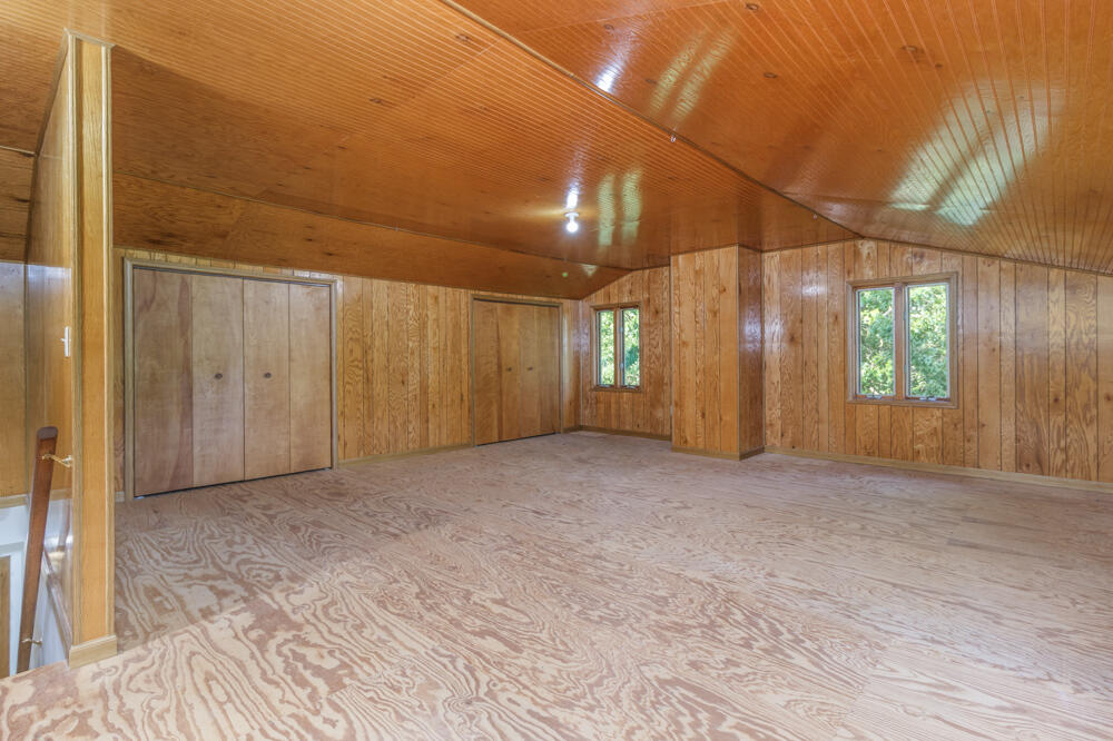 310 South Shiloh Avenue Property Photo 35
