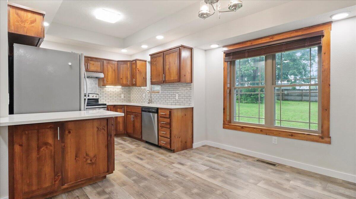 2606 Country Drive Property Photo 10