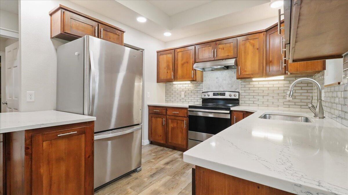 2606 Country Drive Property Photo 11