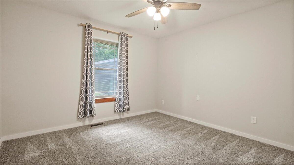 2606 Country Drive Property Photo 21