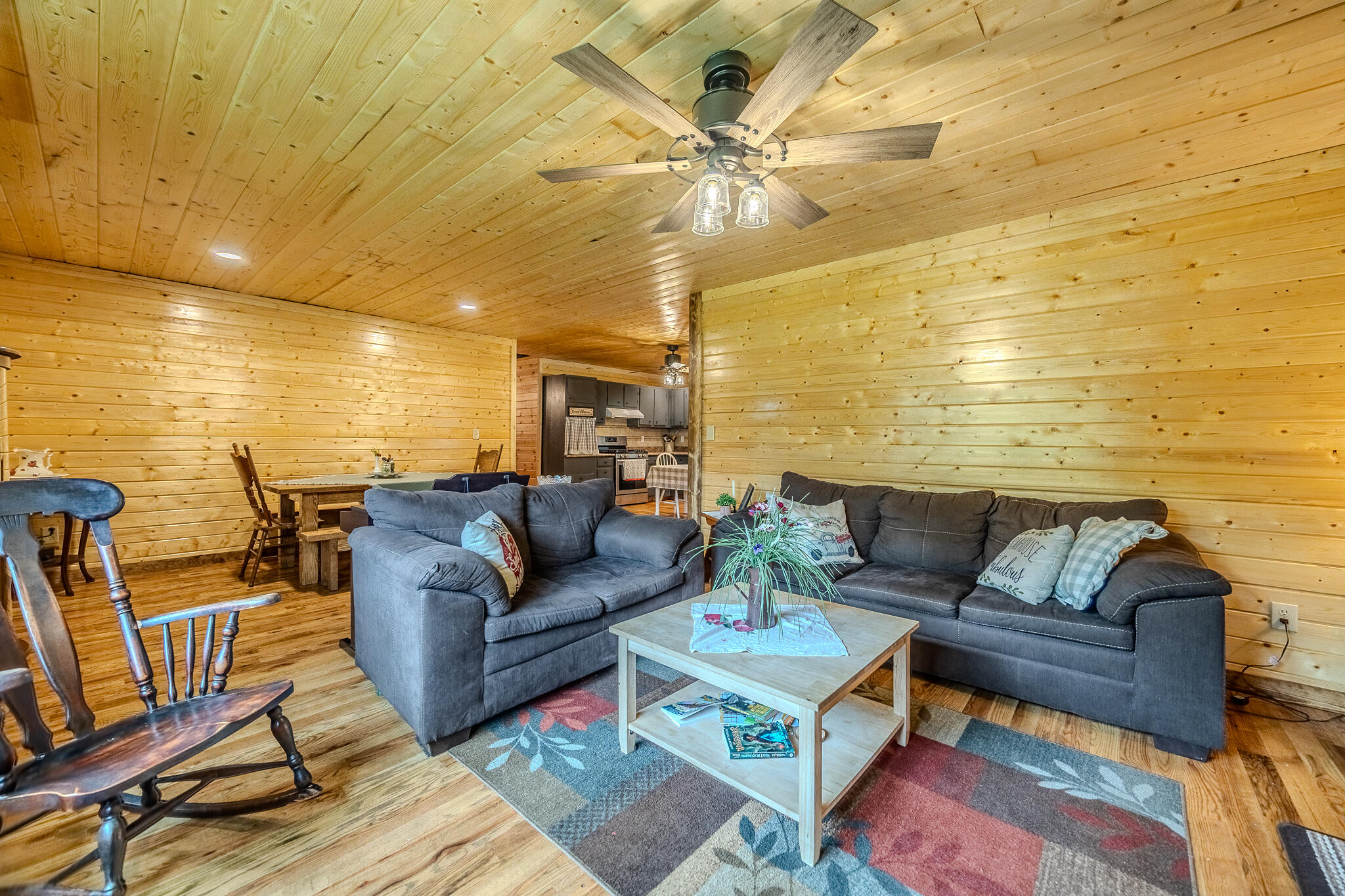 2144 Ledge Rock Road Property Photo 8
