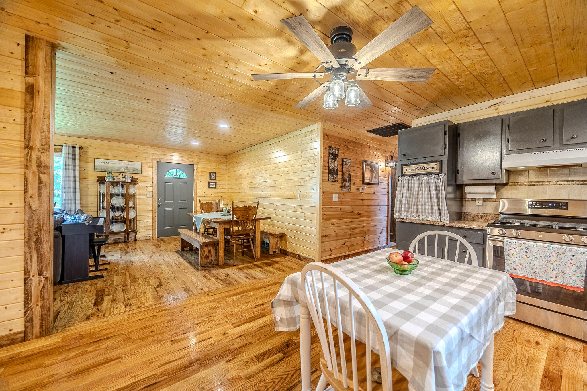 2144 Ledge Rock Road Property Photo 16