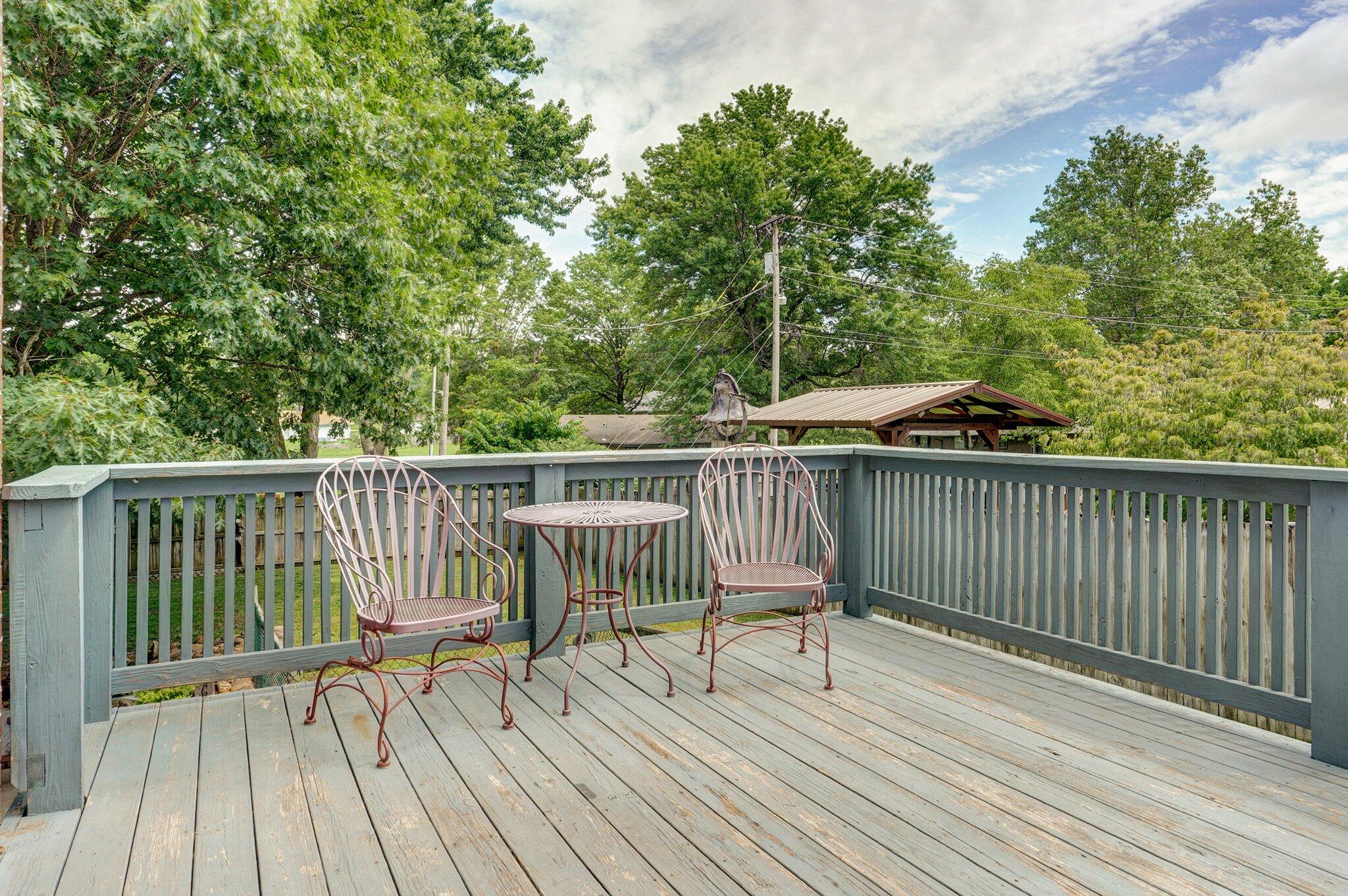 401 East Glendale Street Property Photo 71