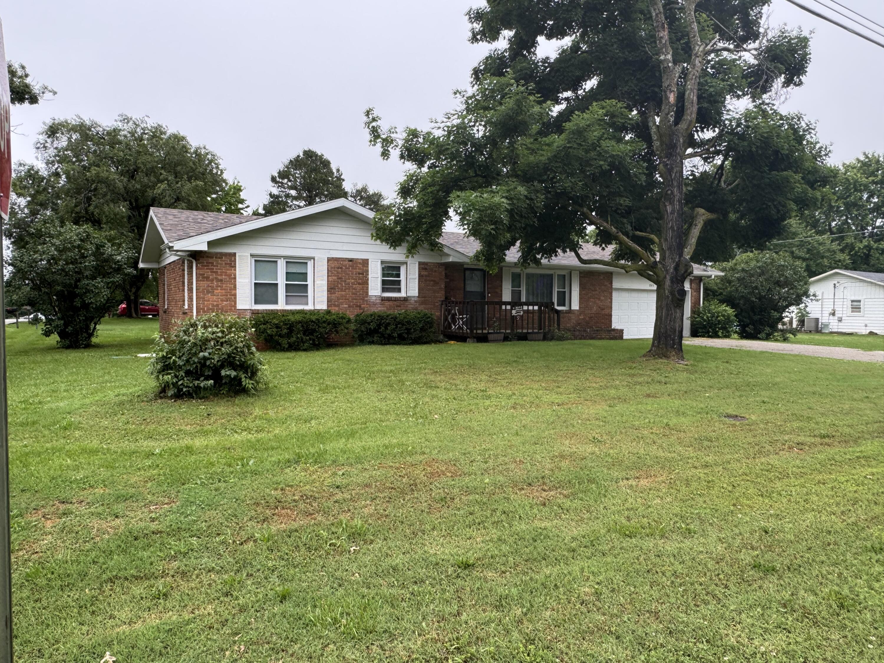 853 Sunset Avenue Property Photo 2