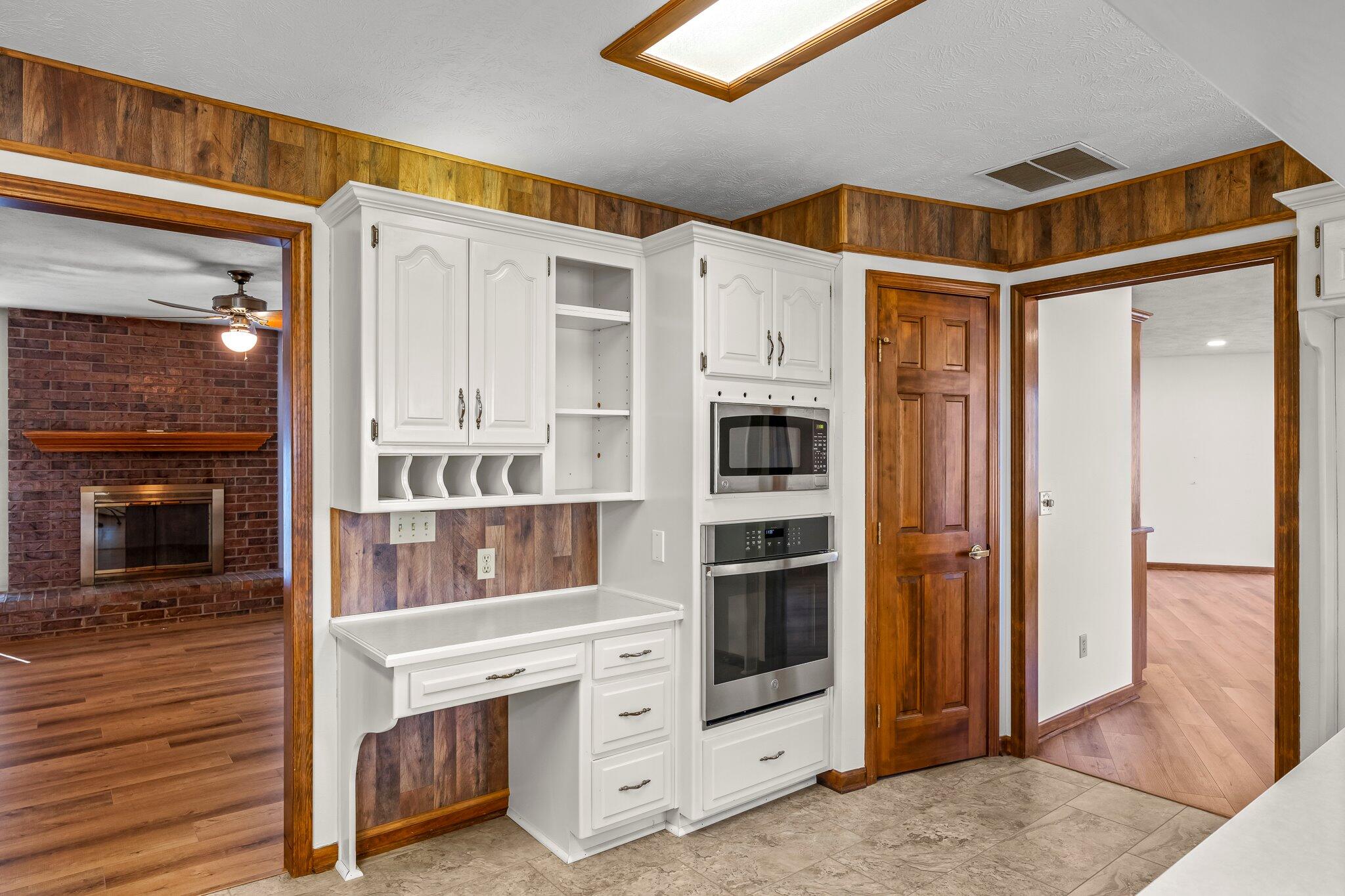 3131 East Southern Hills Boulevard Property Photo 12