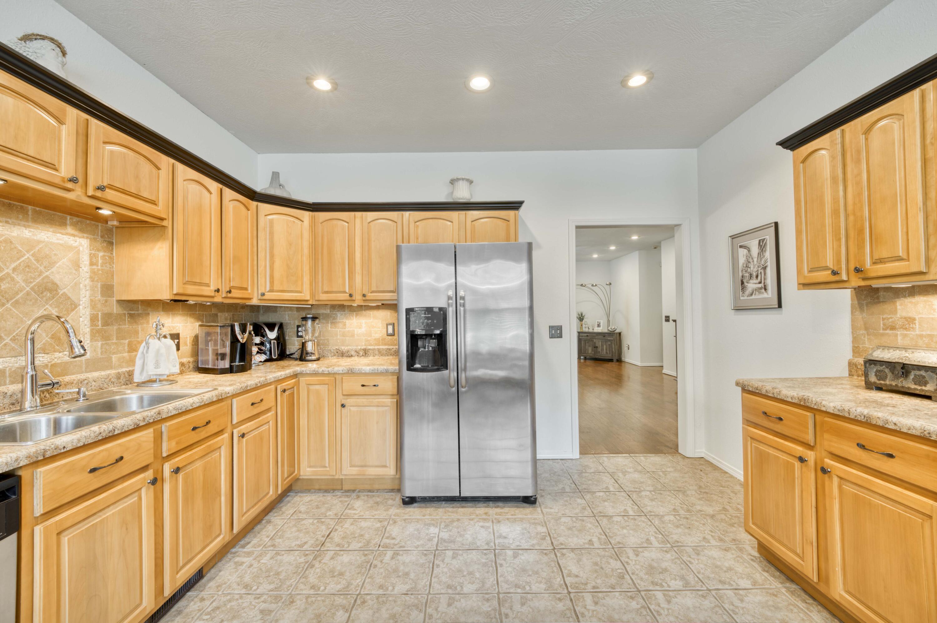 511 Thunderbird Drive Property Photo 10