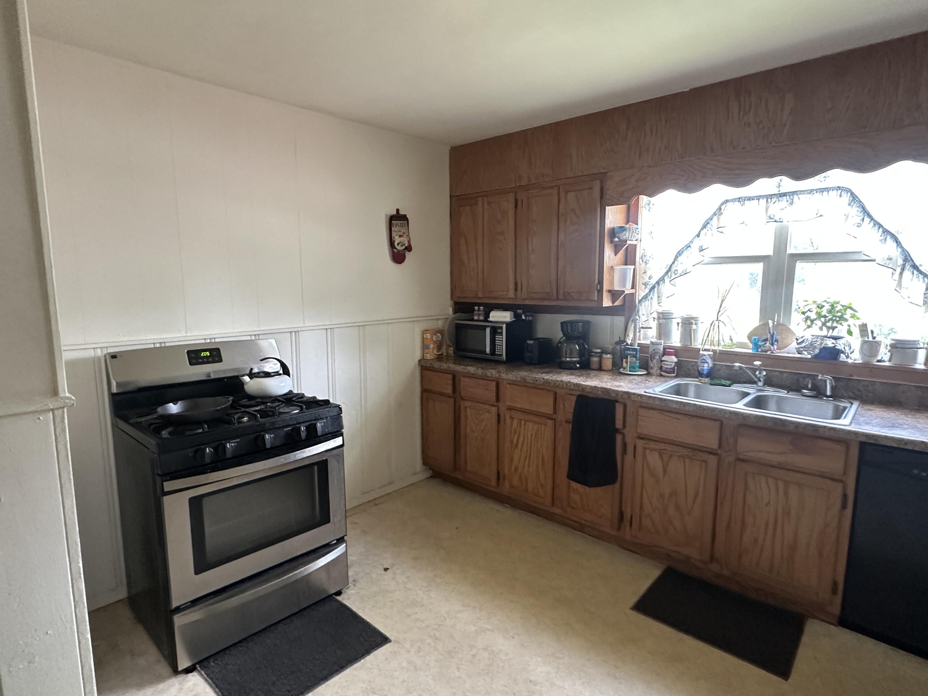 830 North Utah Street Property Photo 8