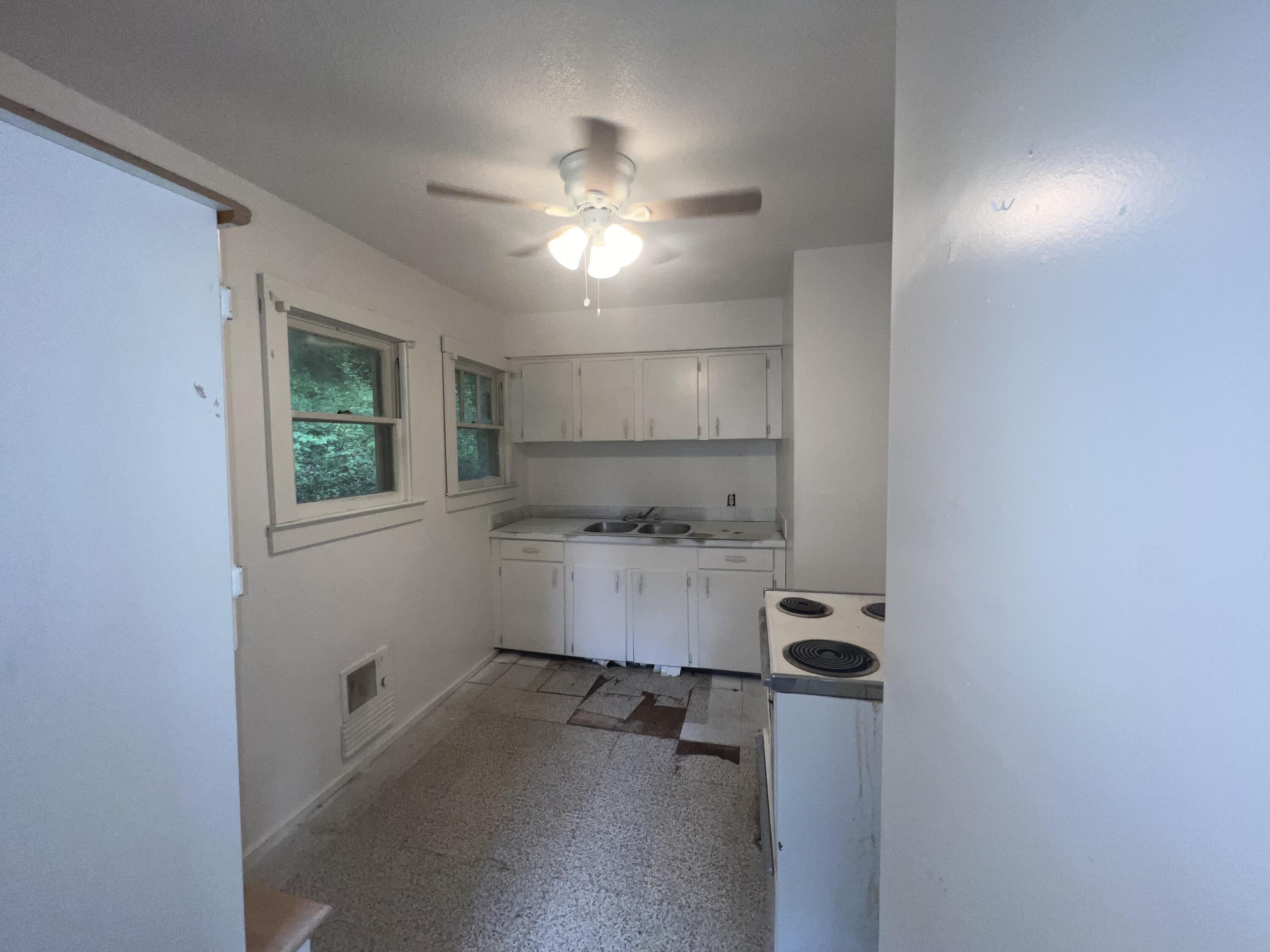 321 Highway F Property Photo 17