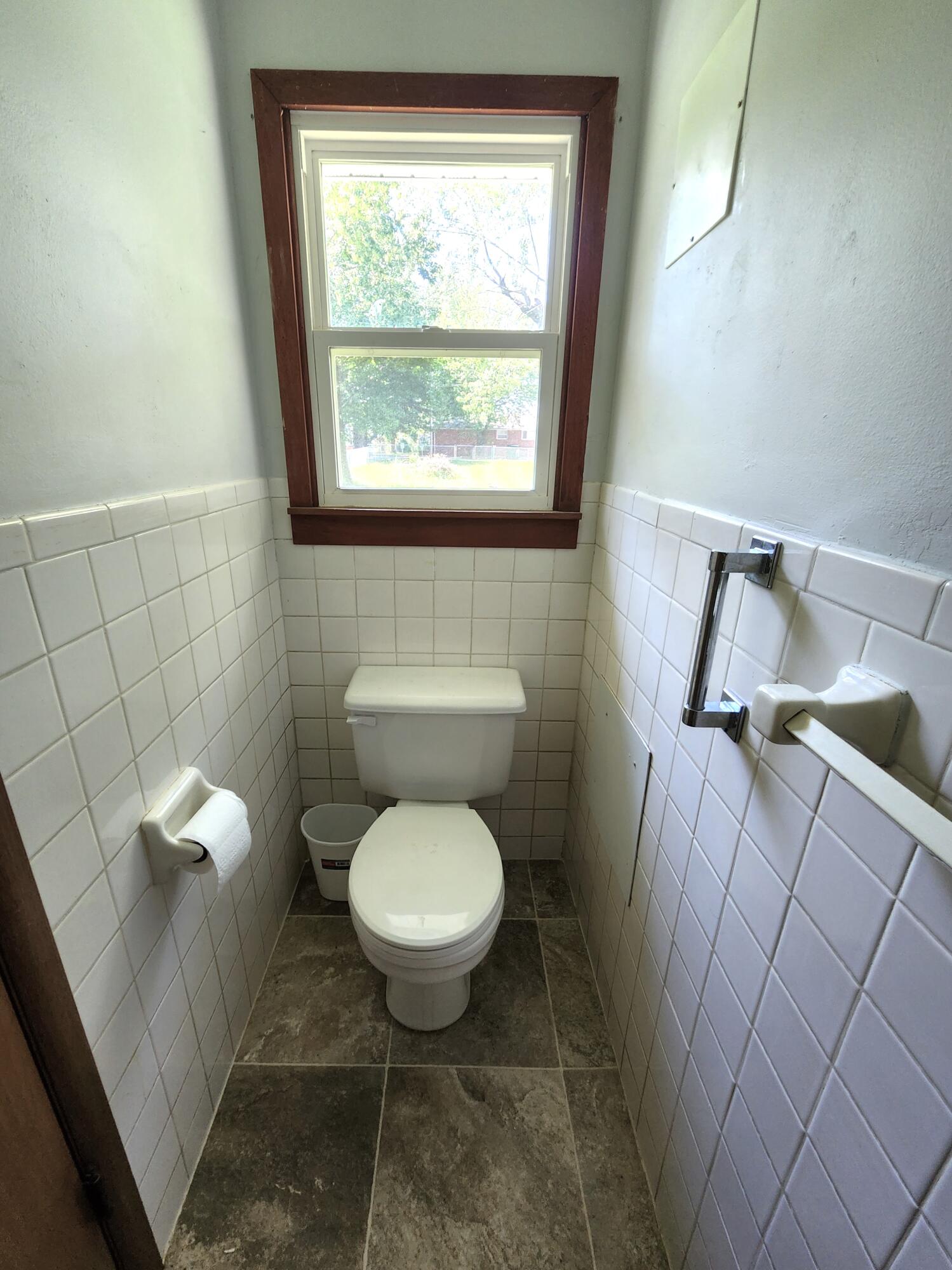 728 East Auburn Street Property Photo 14