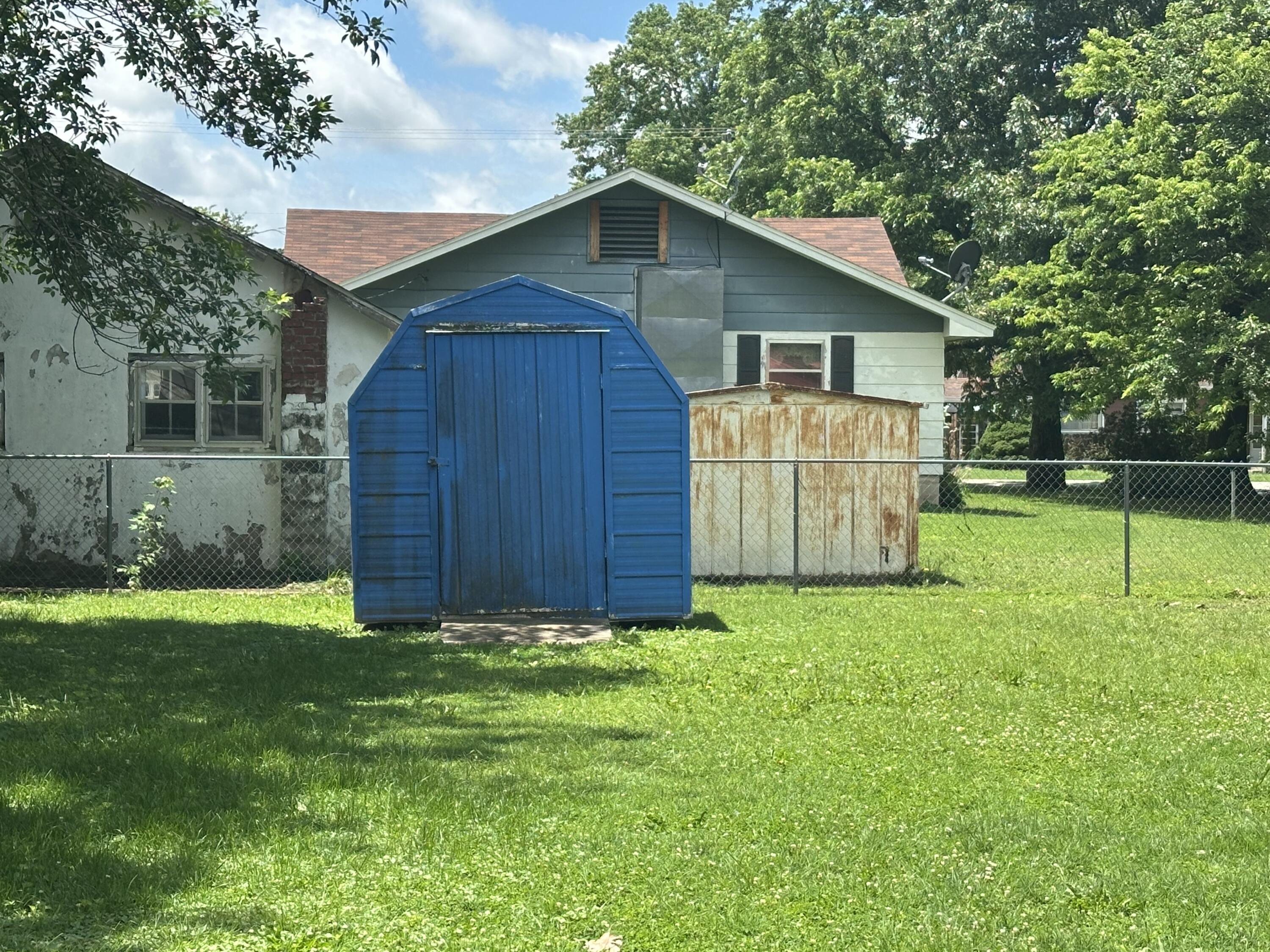 1620 Roark Avenue Property Photo 8