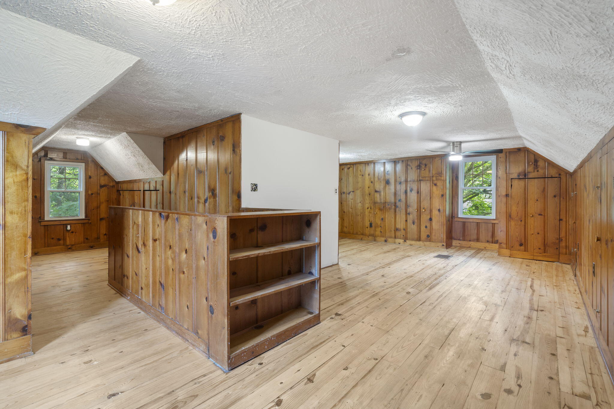 704 West Tracy Street Property Photo 21