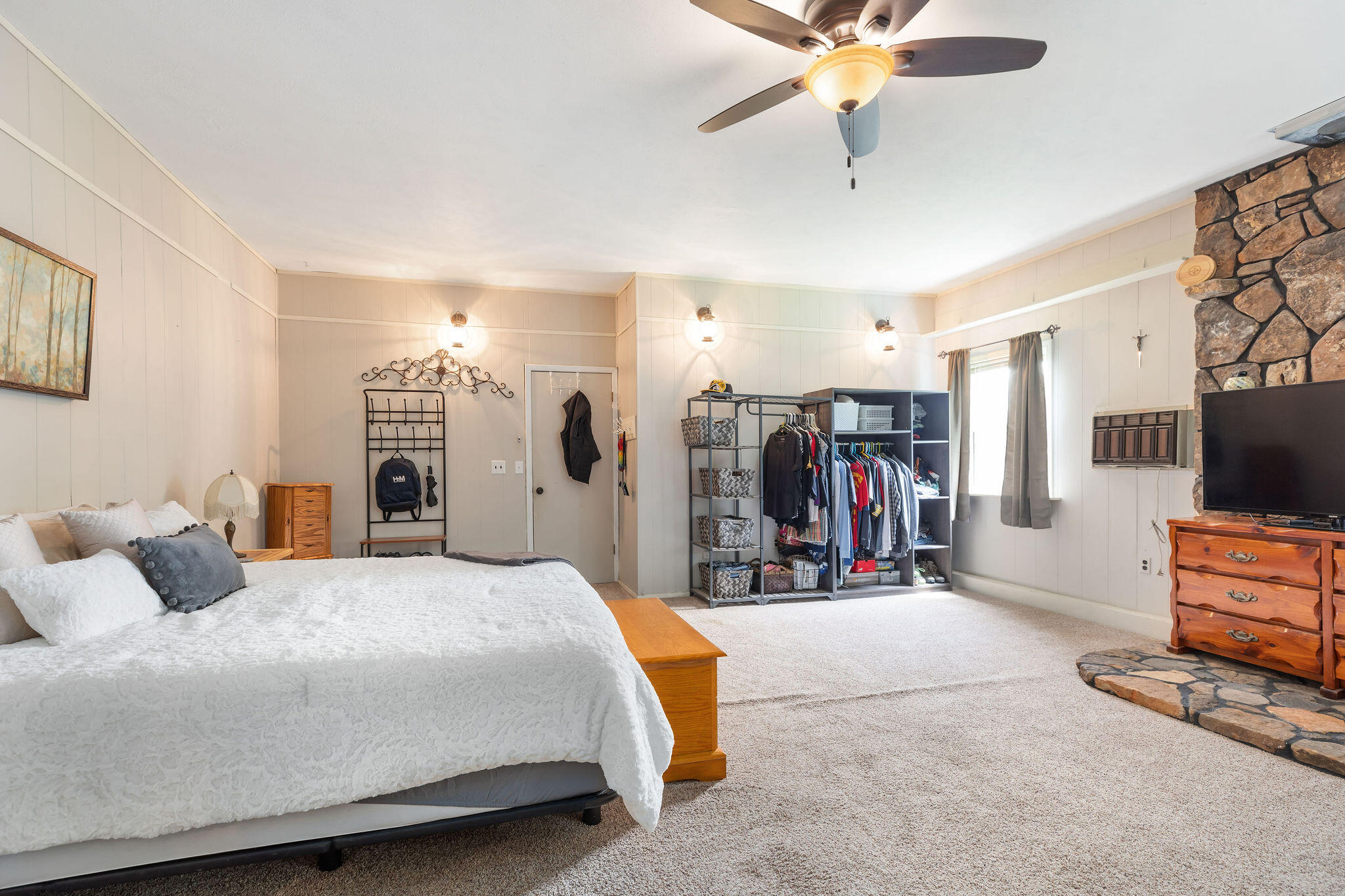 225 Elim Street Property Photo 11