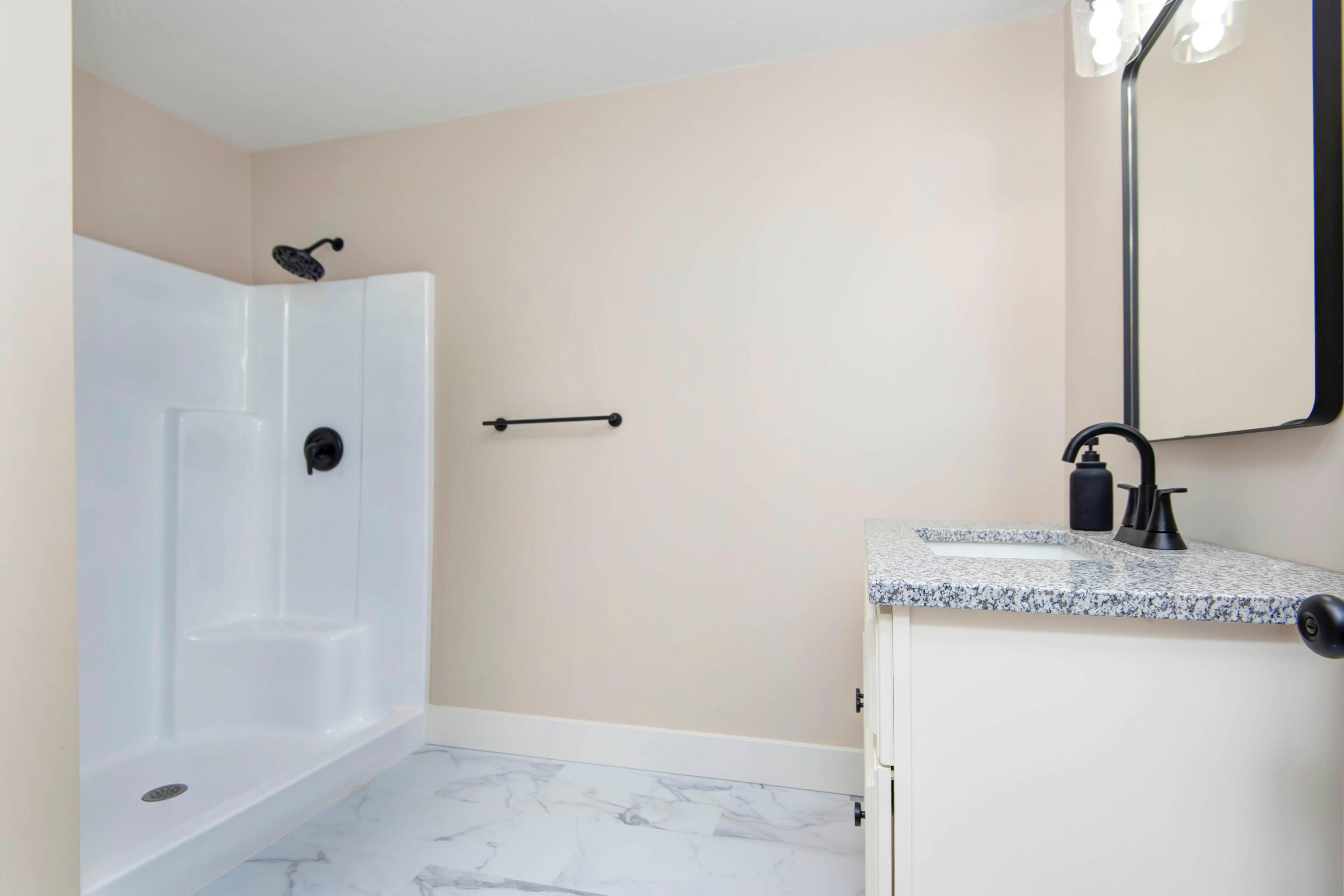 1317 South Maryland Avenue Property Photo 15