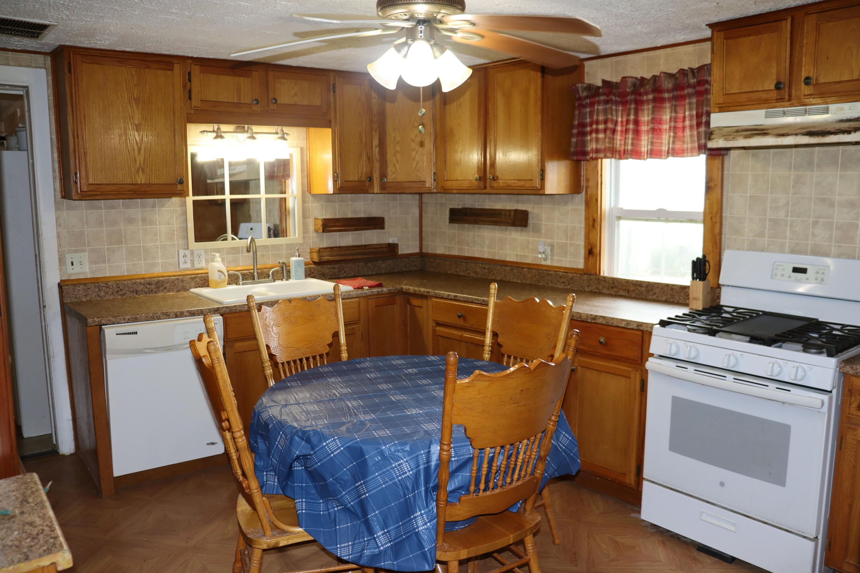 4317 P Road Property Photo 4