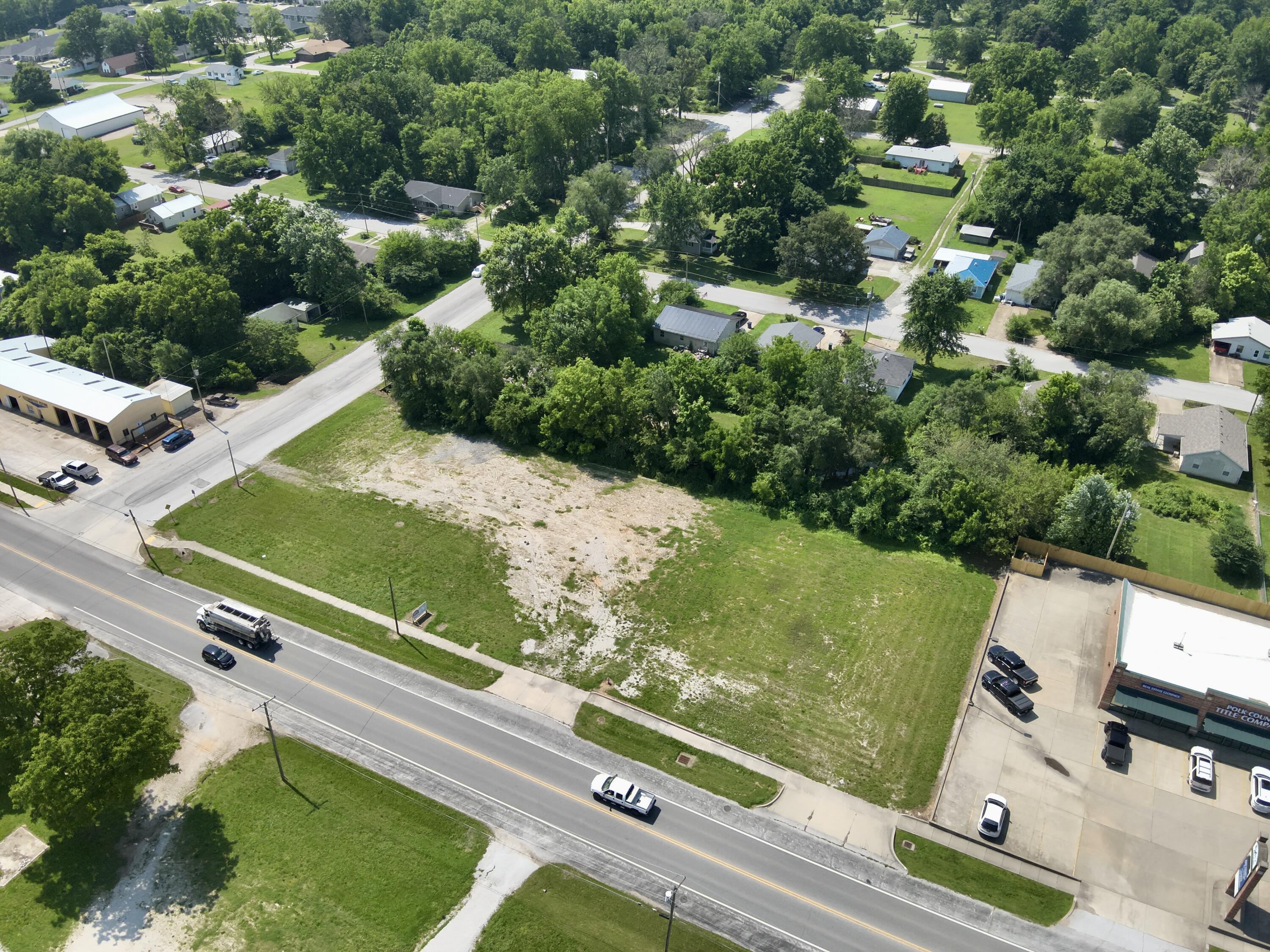 1302 West Broadway Street Property Photo 10