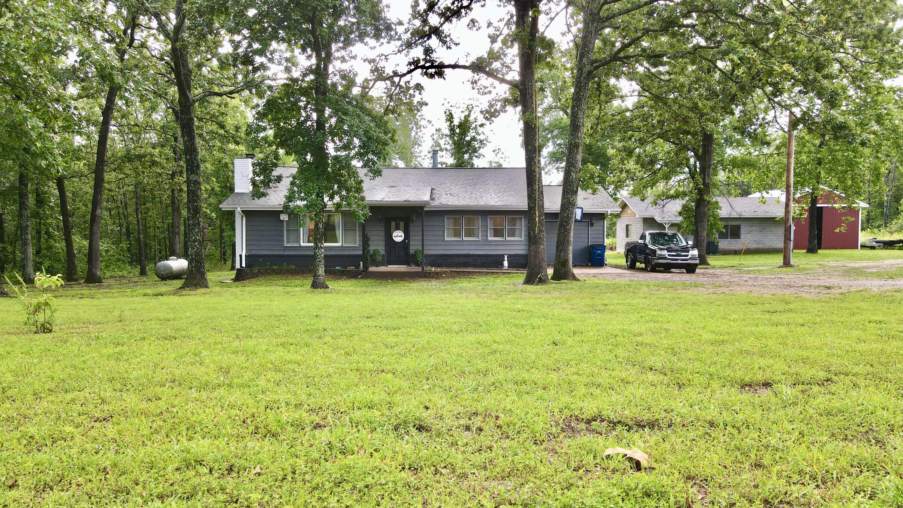 21371 Howell Road Property Photo 3