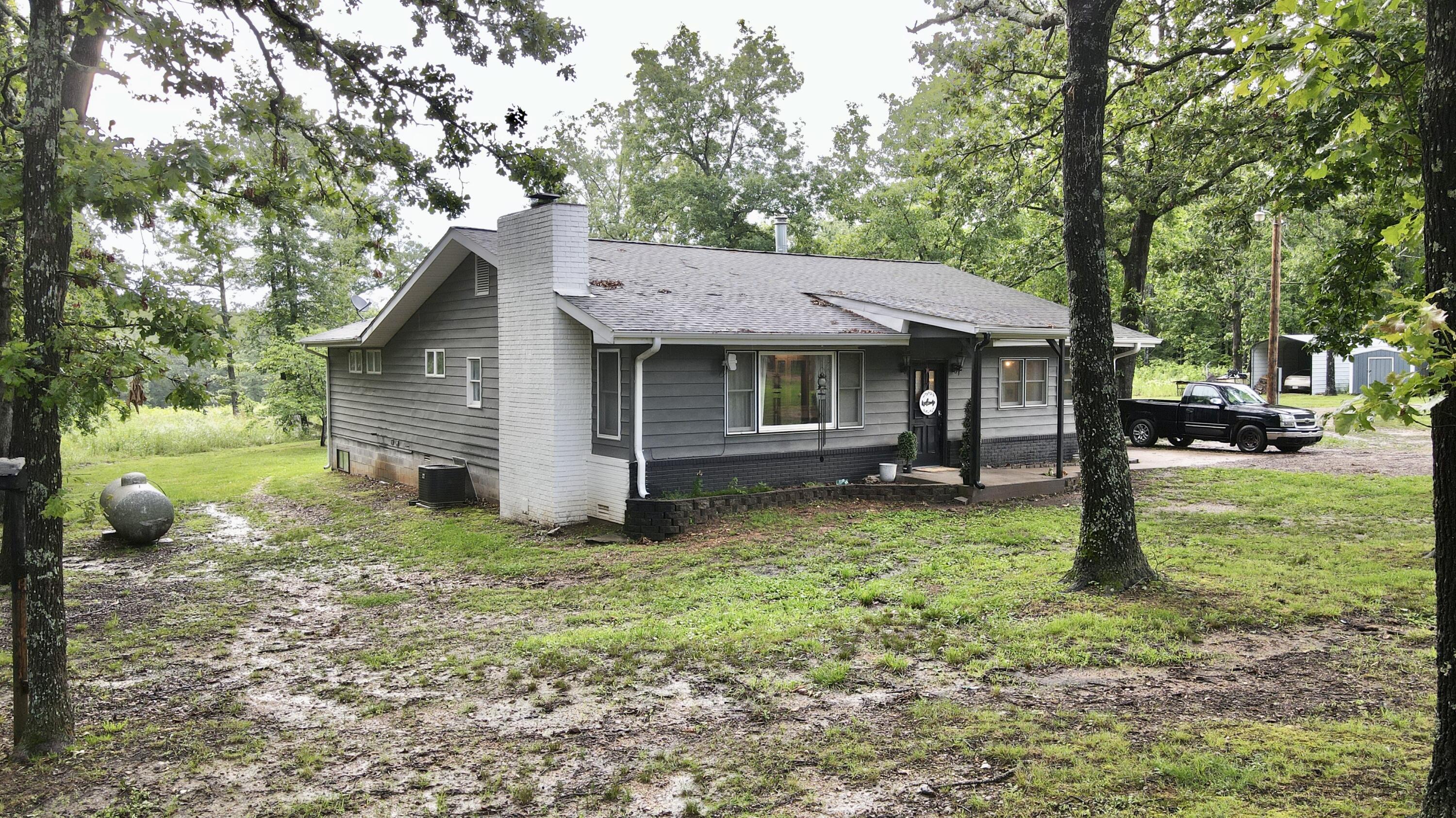 21371 Howell Road Property Photo 4