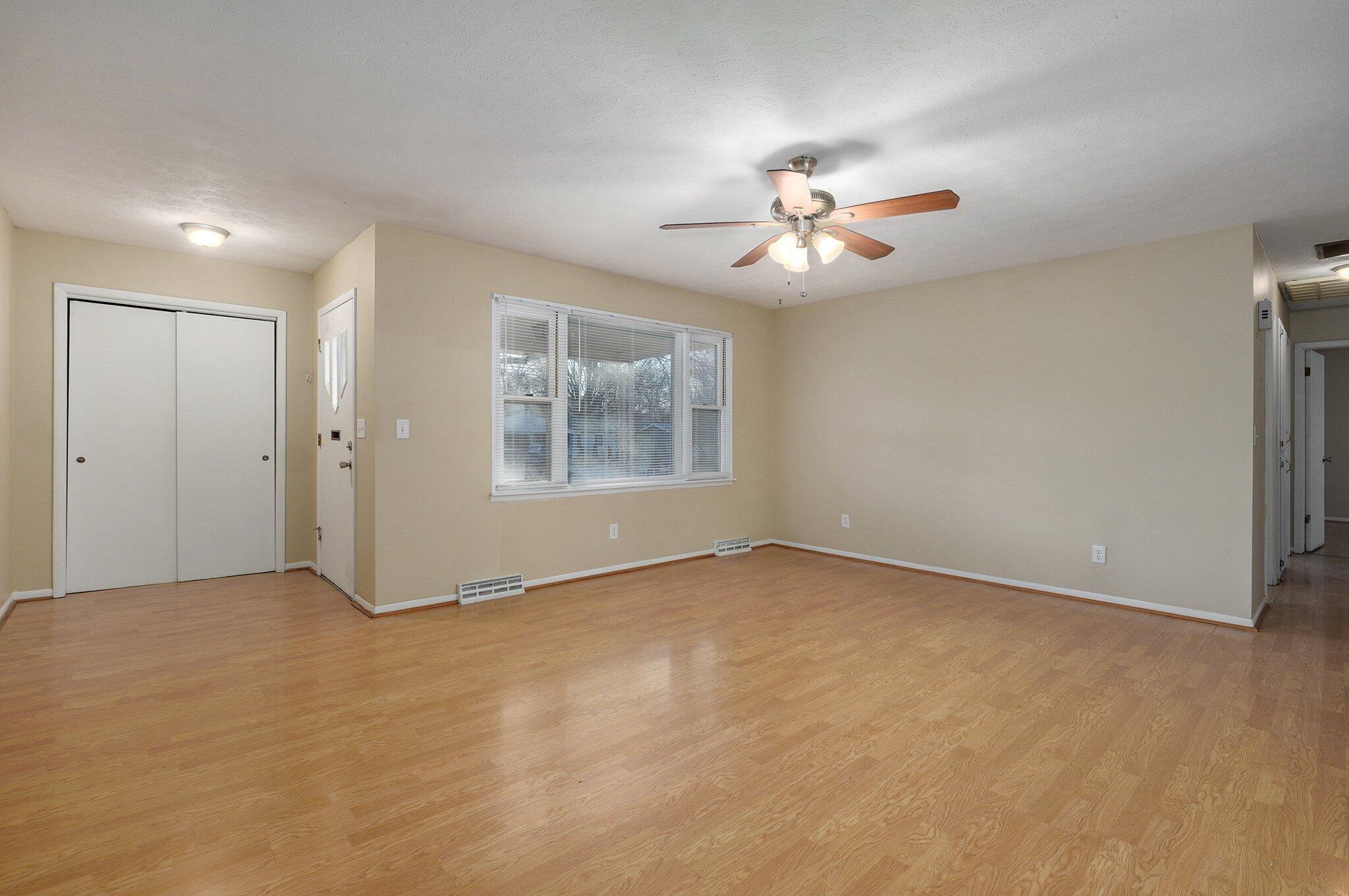 1437 South Catalina Avenue Property Photo 5