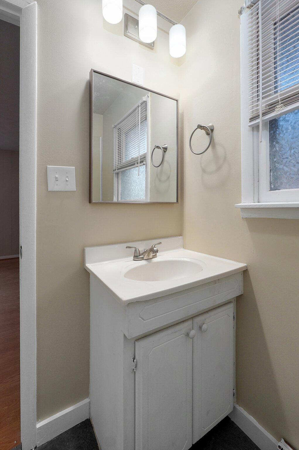 1437 South Catalina Avenue Property Photo 13