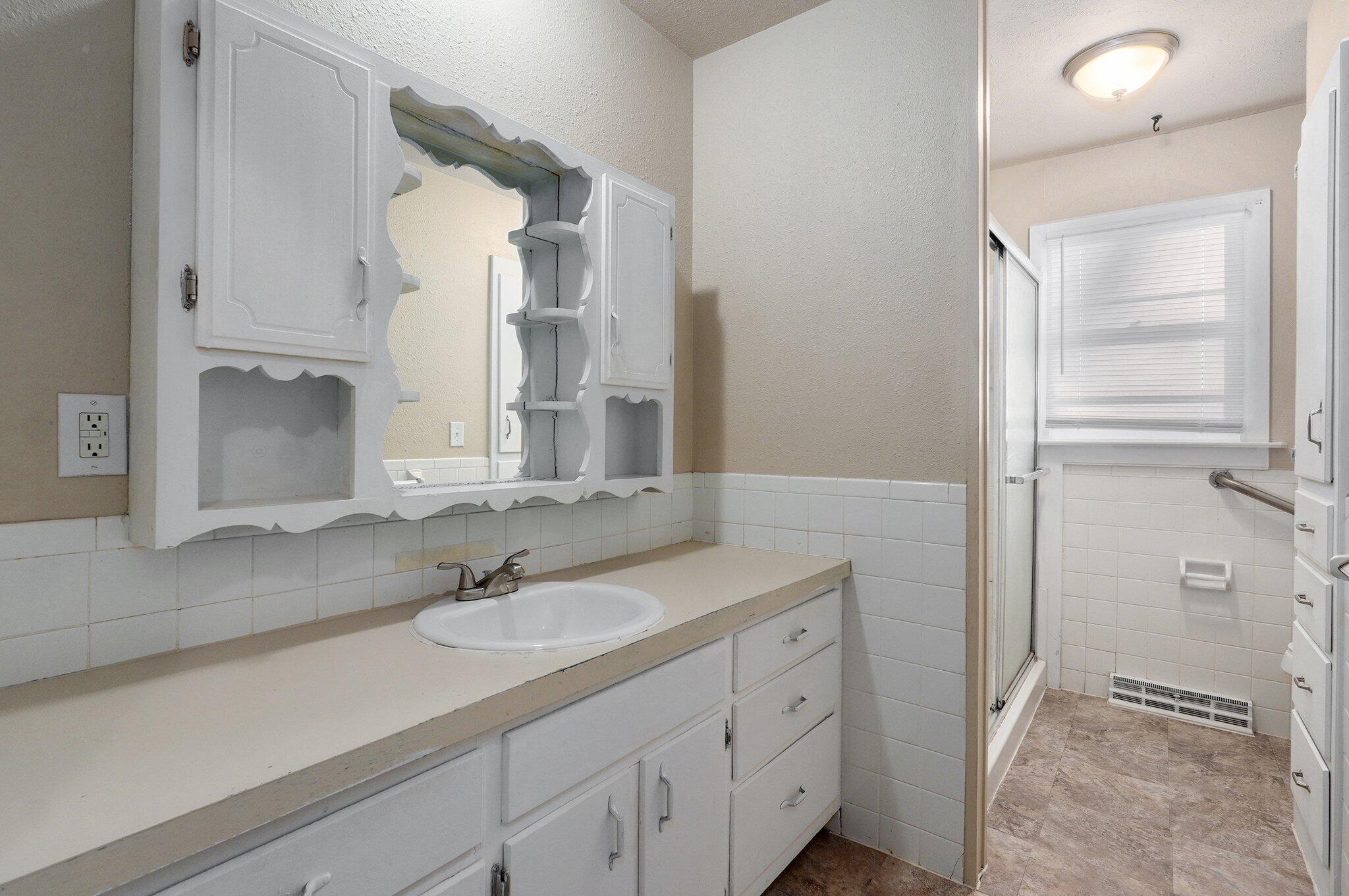 1437 South Catalina Avenue Property Photo 17
